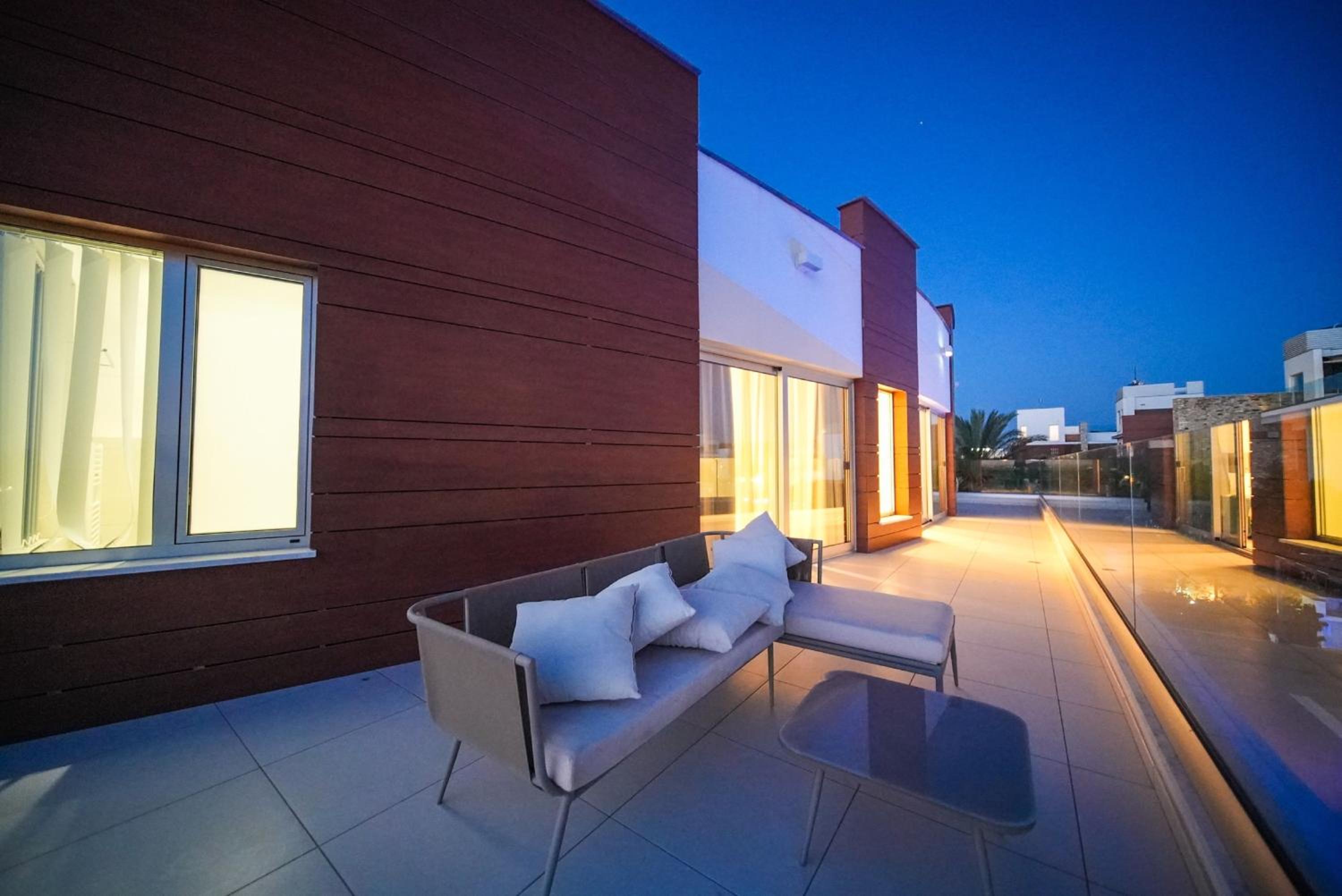 Royal Oasis Villa