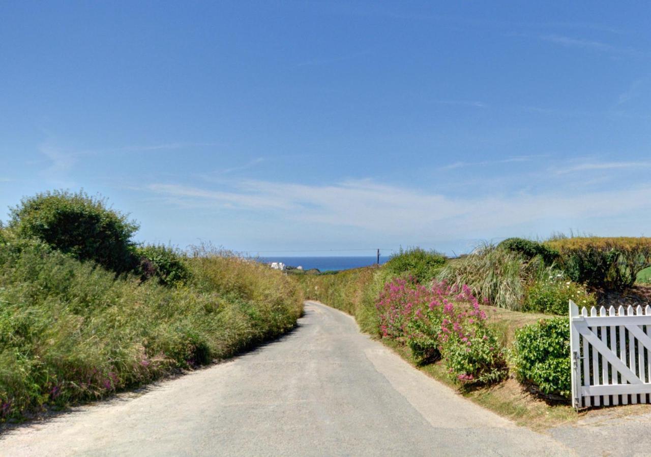 3 Bed in Padstow oc-p00043