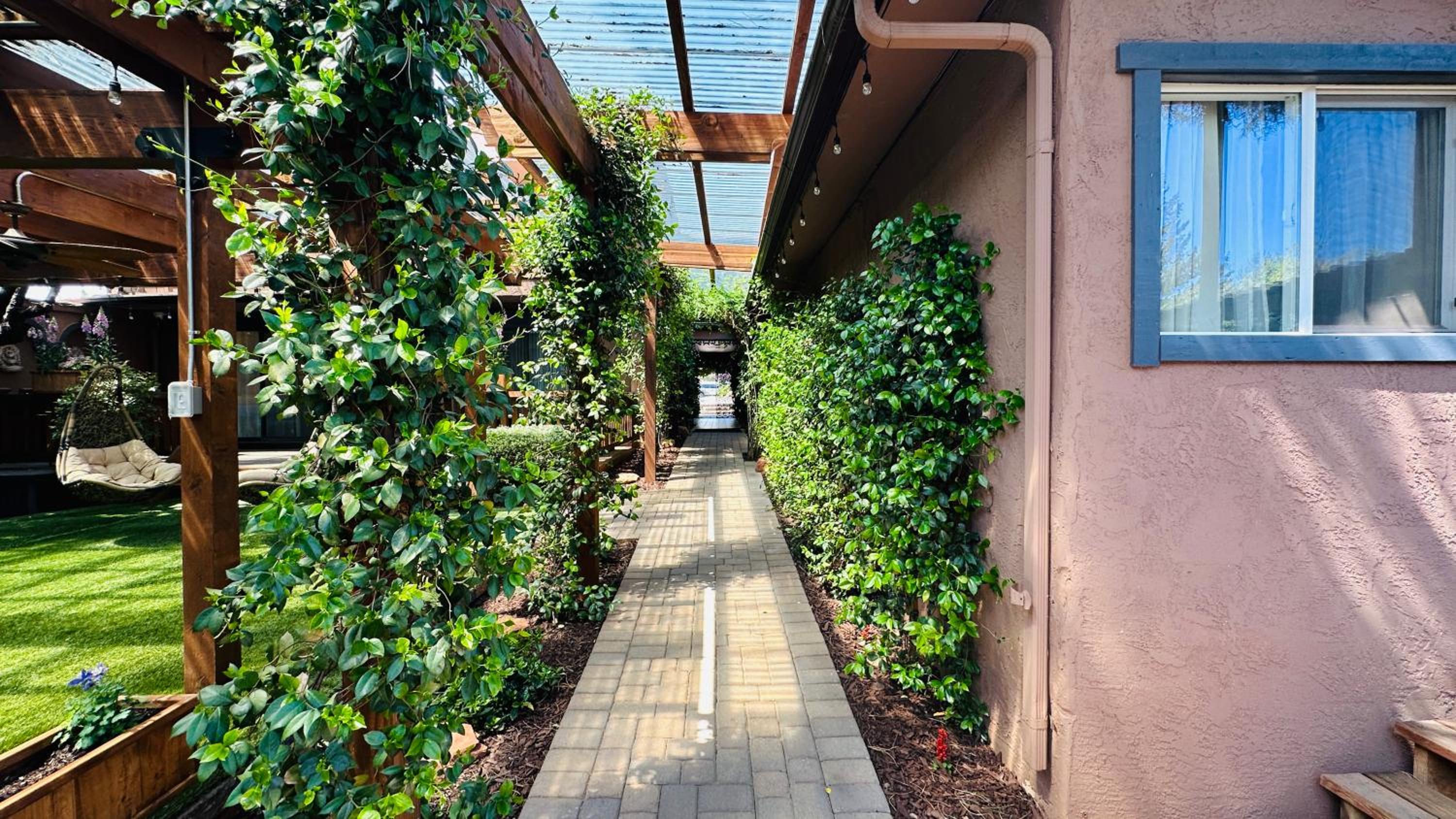 Sedona Vacations - Lantern Light Inn - Romantic Getaway - Property Image 59