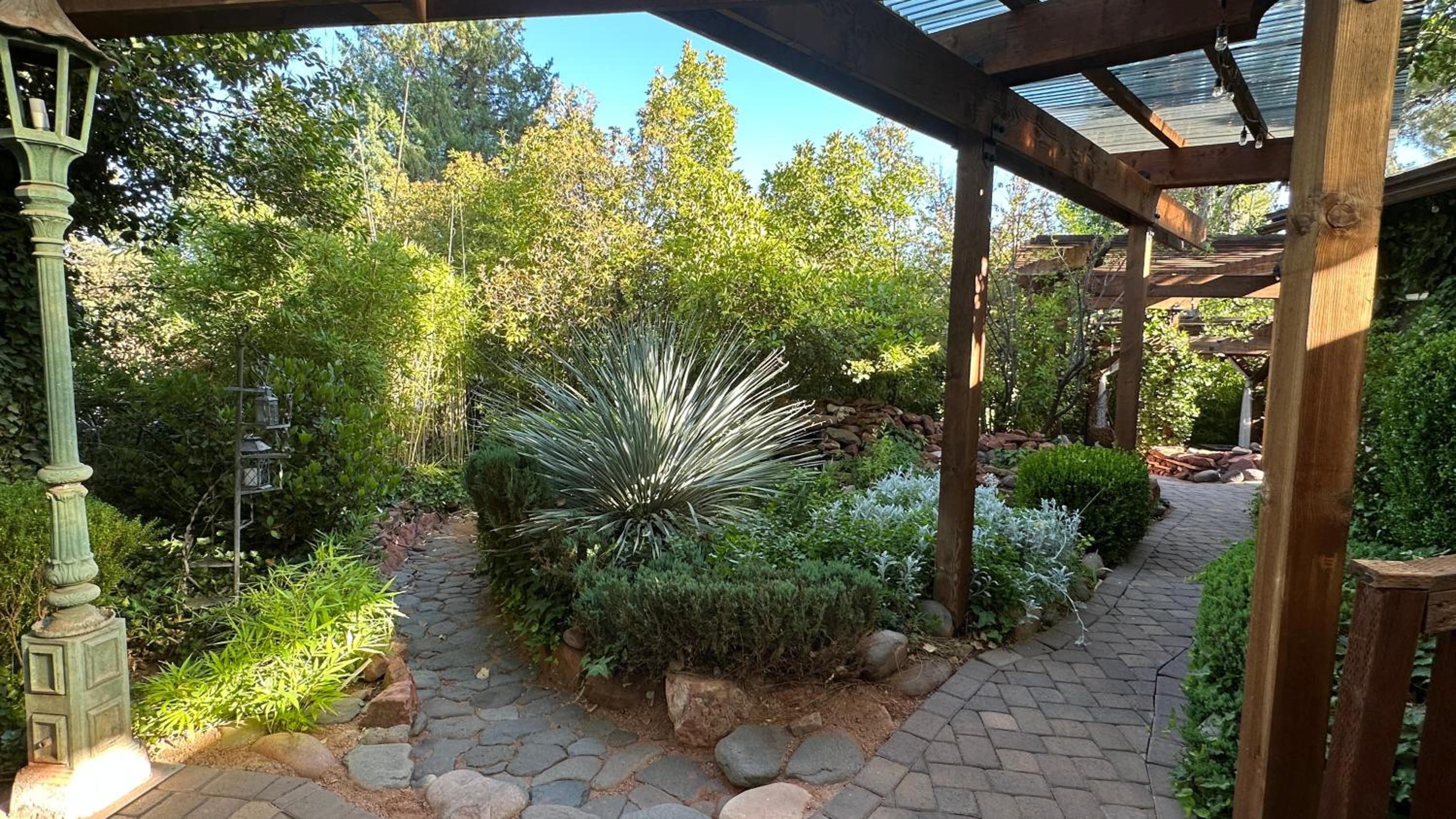 Sedona Vacations - Lantern Light Inn - Romantic Getaway - Property Image 56