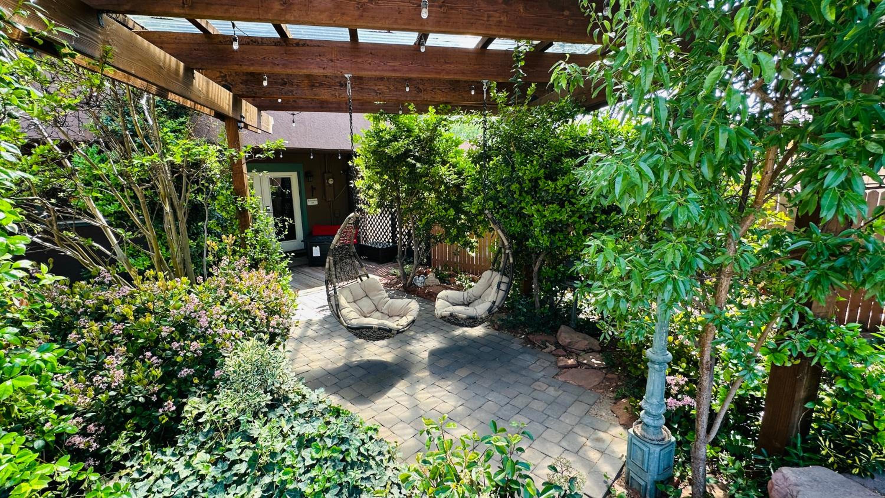 Sedona Vacations - Lantern Light Inn - Romantic Getaway - Property Image 1