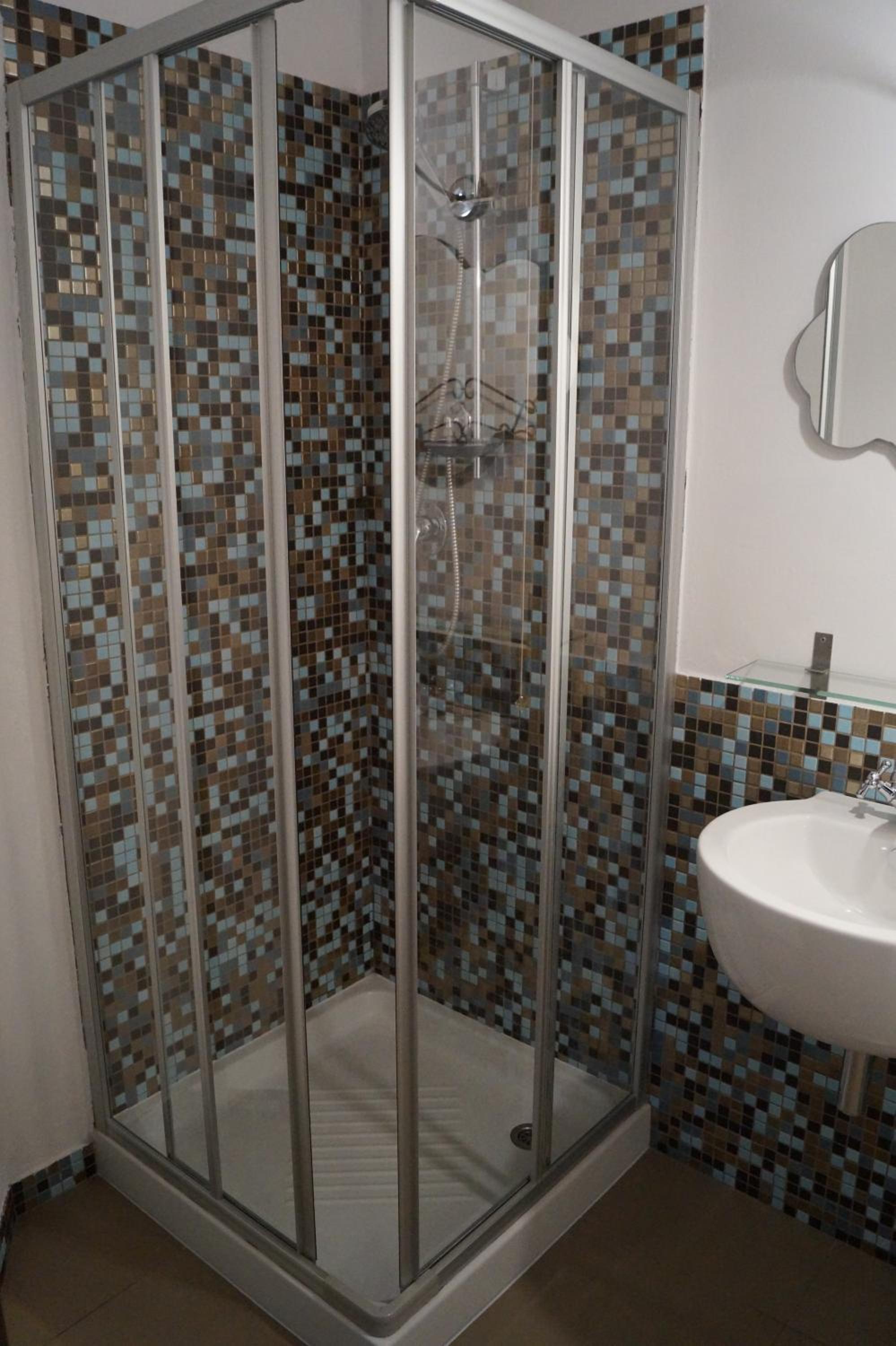 Casa il Girasole con piscina nelle Marche