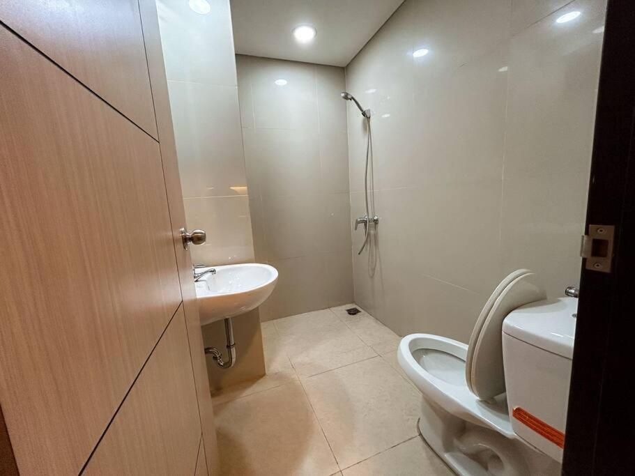 Comfy room at Atria Residences view 5