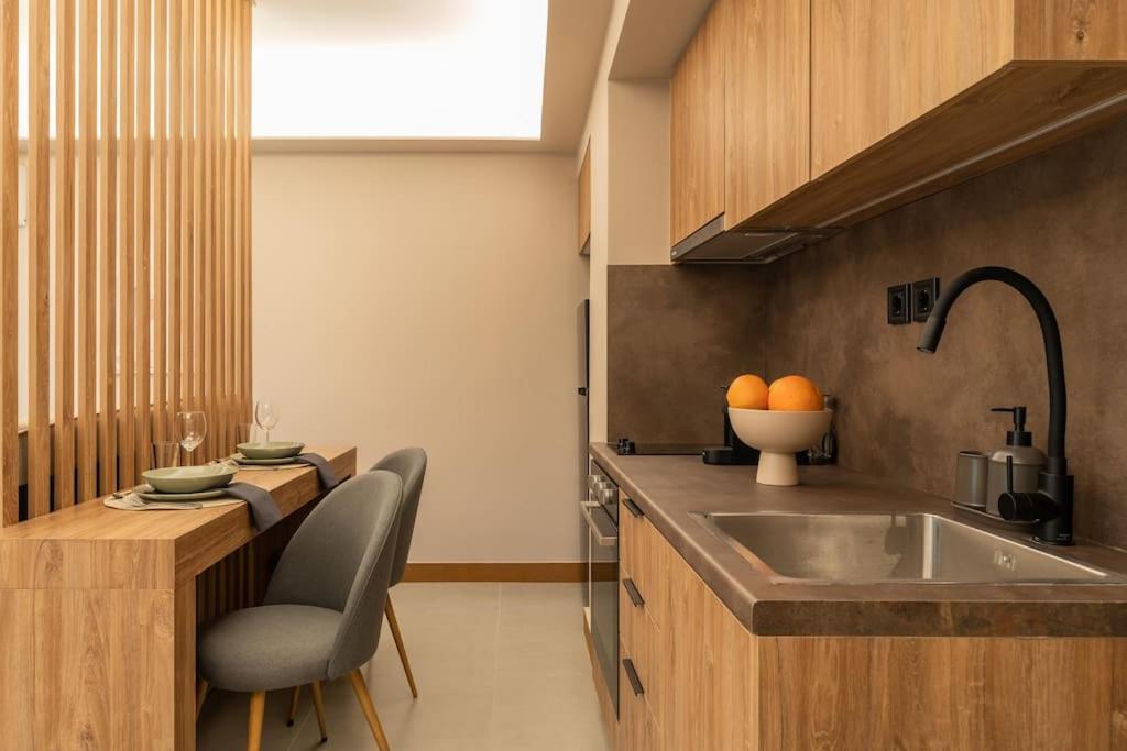 Elegant Suite Kypseli A1