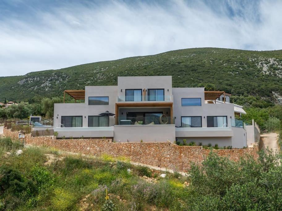 Hotel Avithos - Lassu Retreat - Image 1