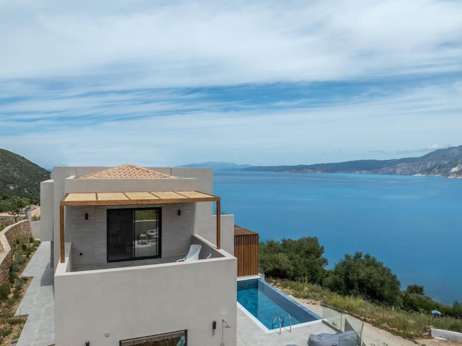 Avithos - Lassu Retreat view 3