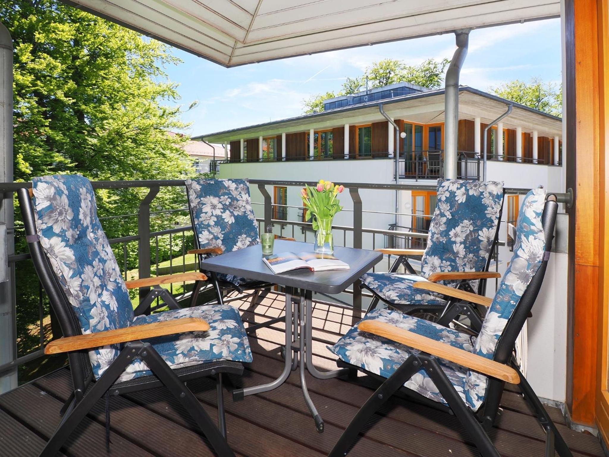 Kaiservillen Heringsdorf - Ferienwohnung mit 1 Schlafzimmer und Balkon D234