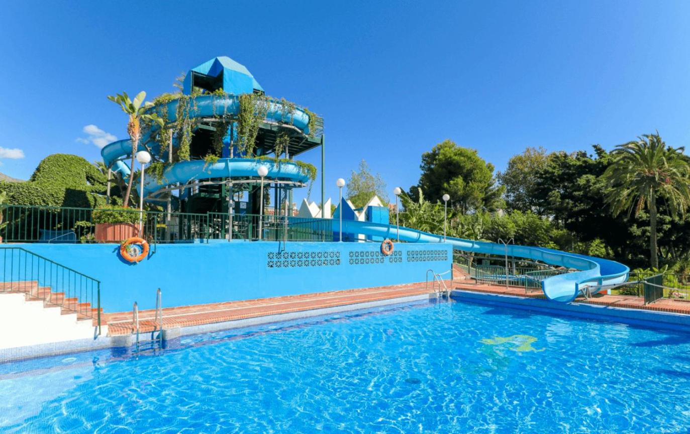 Benalbeach playa - Tu hogar frente al mar, complejo 4 piscinas