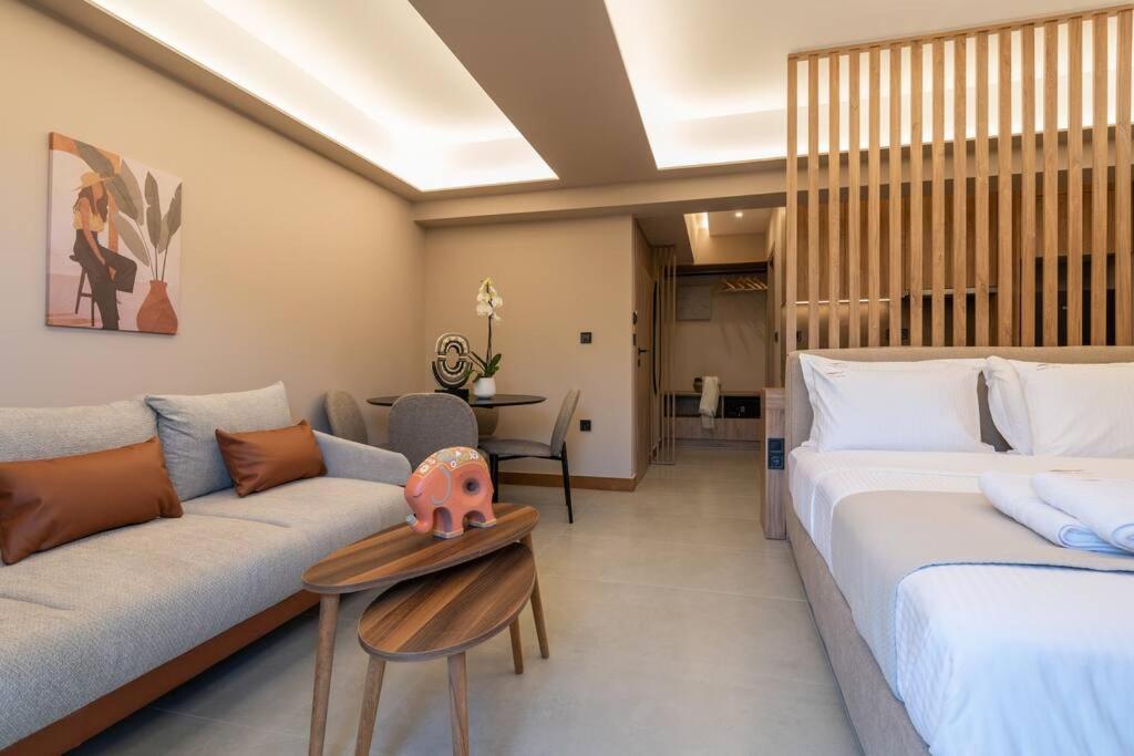 Elegant Suite Kypseli A2