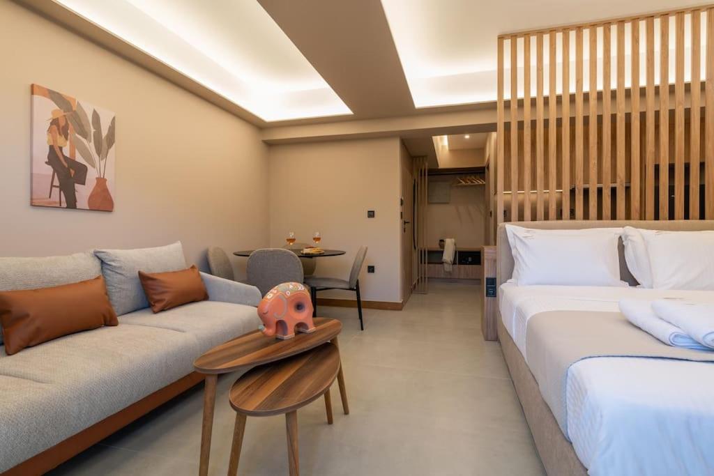 Elegant Suite Kypseli A2