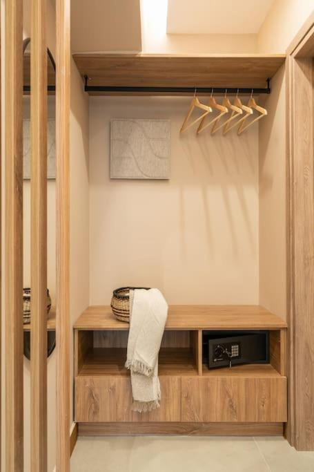 Elegant Suite Kypseli A2