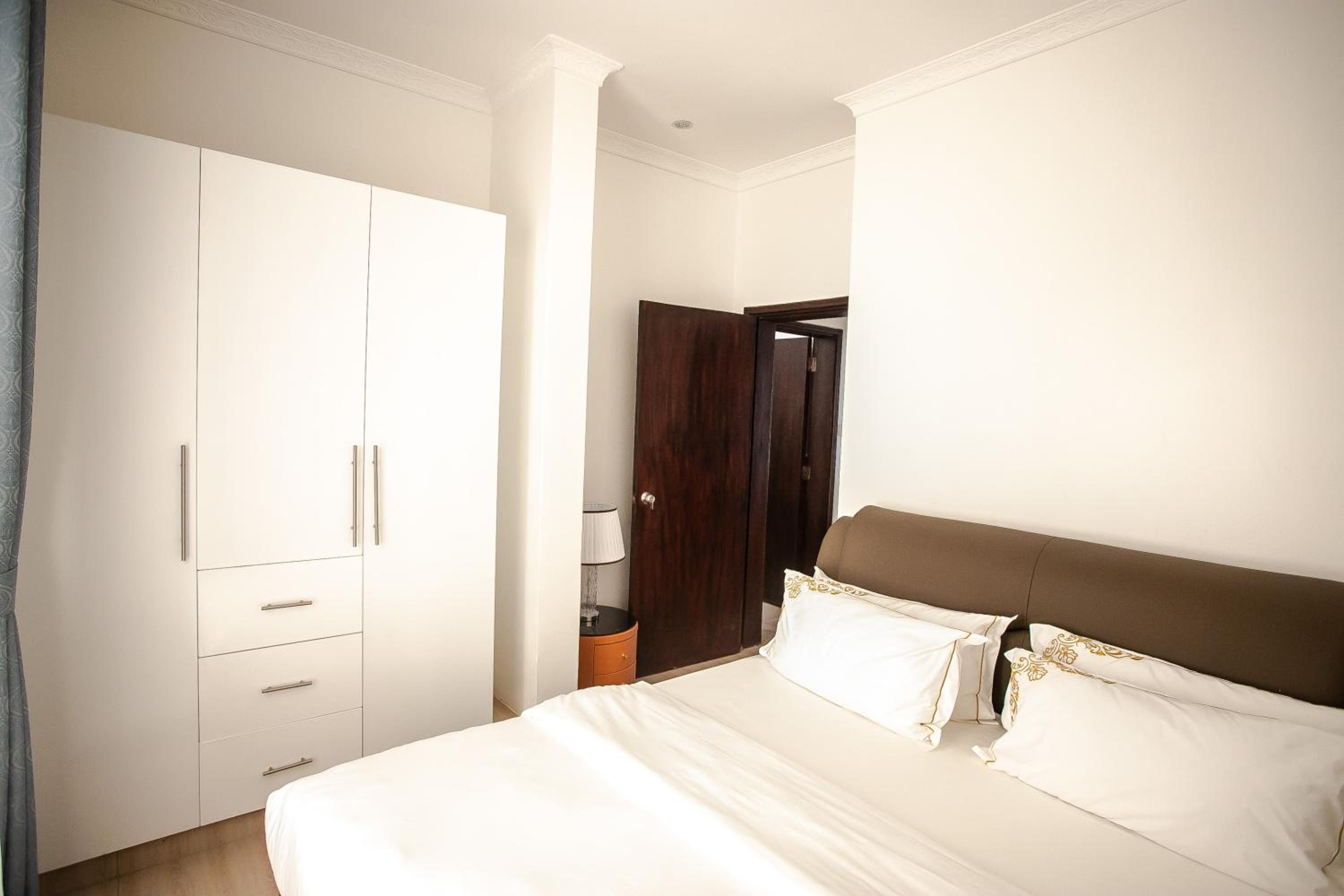 Iris Lakeside Condos in Entebbe