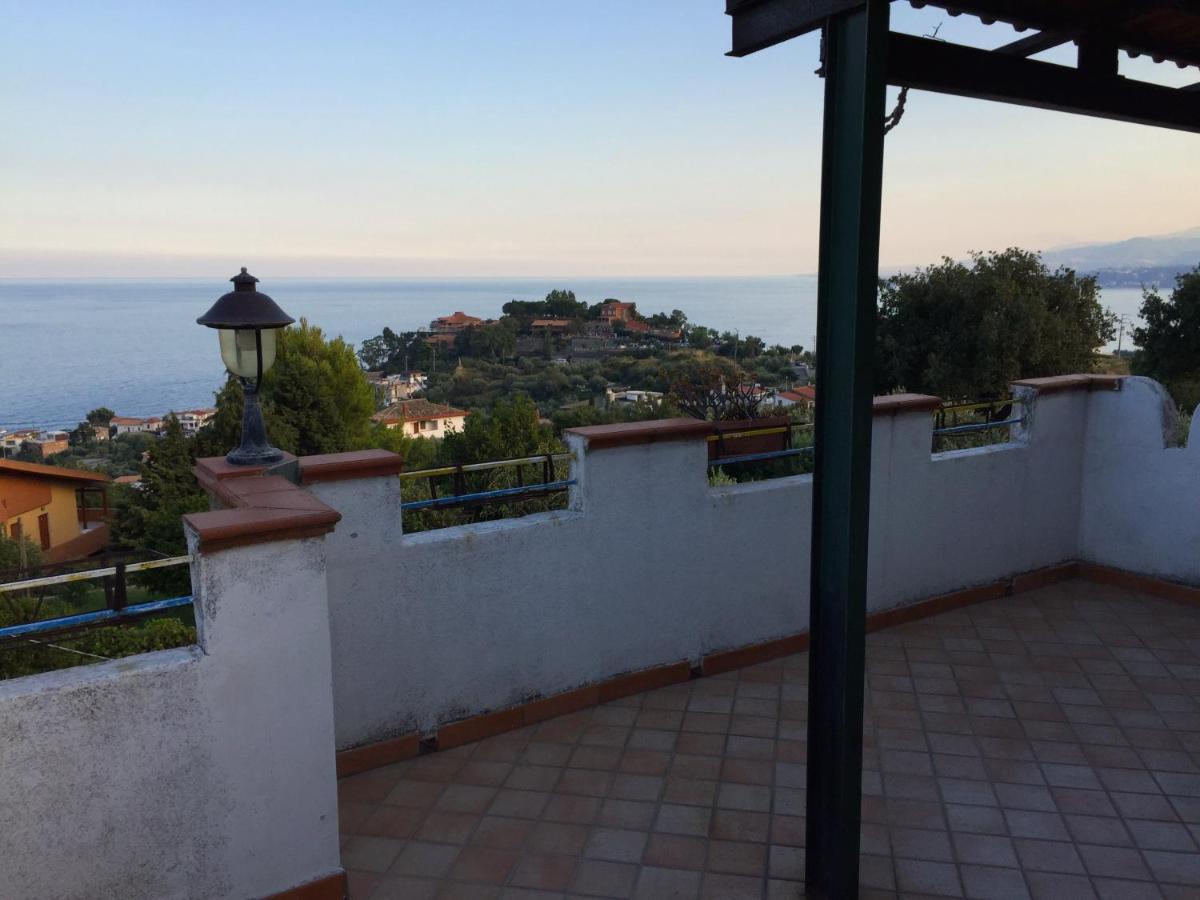 Appartamento Caminia view 5