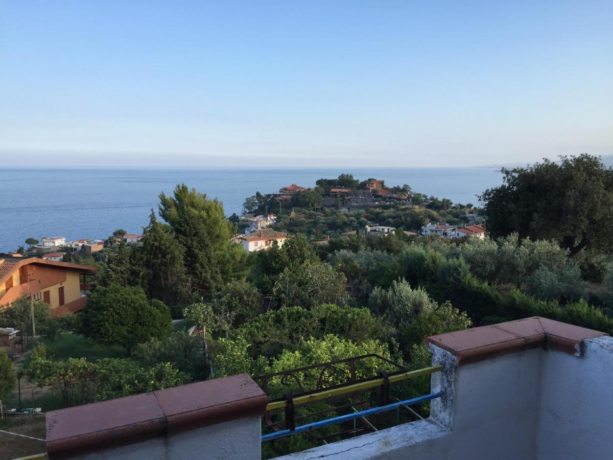 Appartamento Caminia view 4