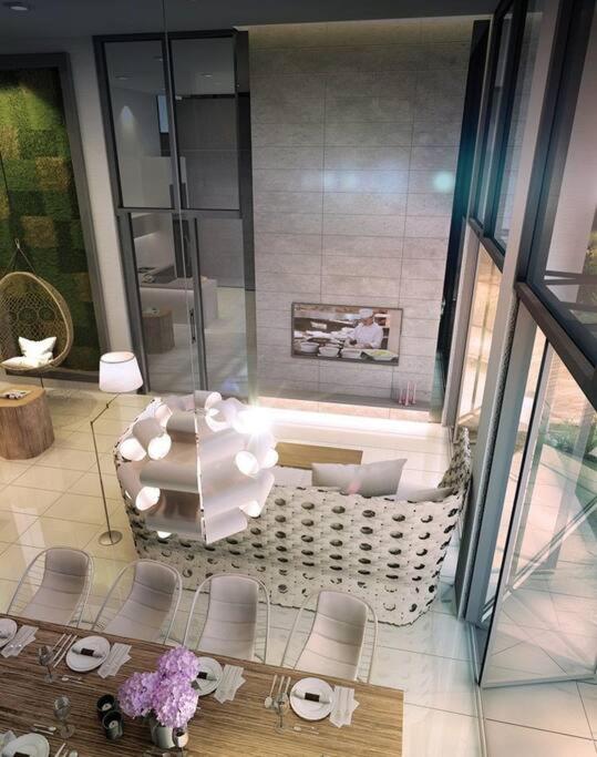 Ultra Luxury Condo In Center Kuala Lumpur Astoria