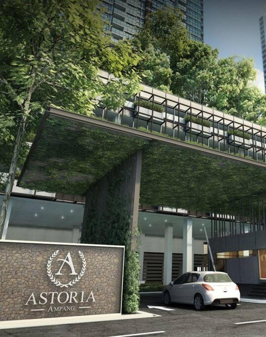 Ultra Luxury Condo In Center Kuala Lumpur Astoria