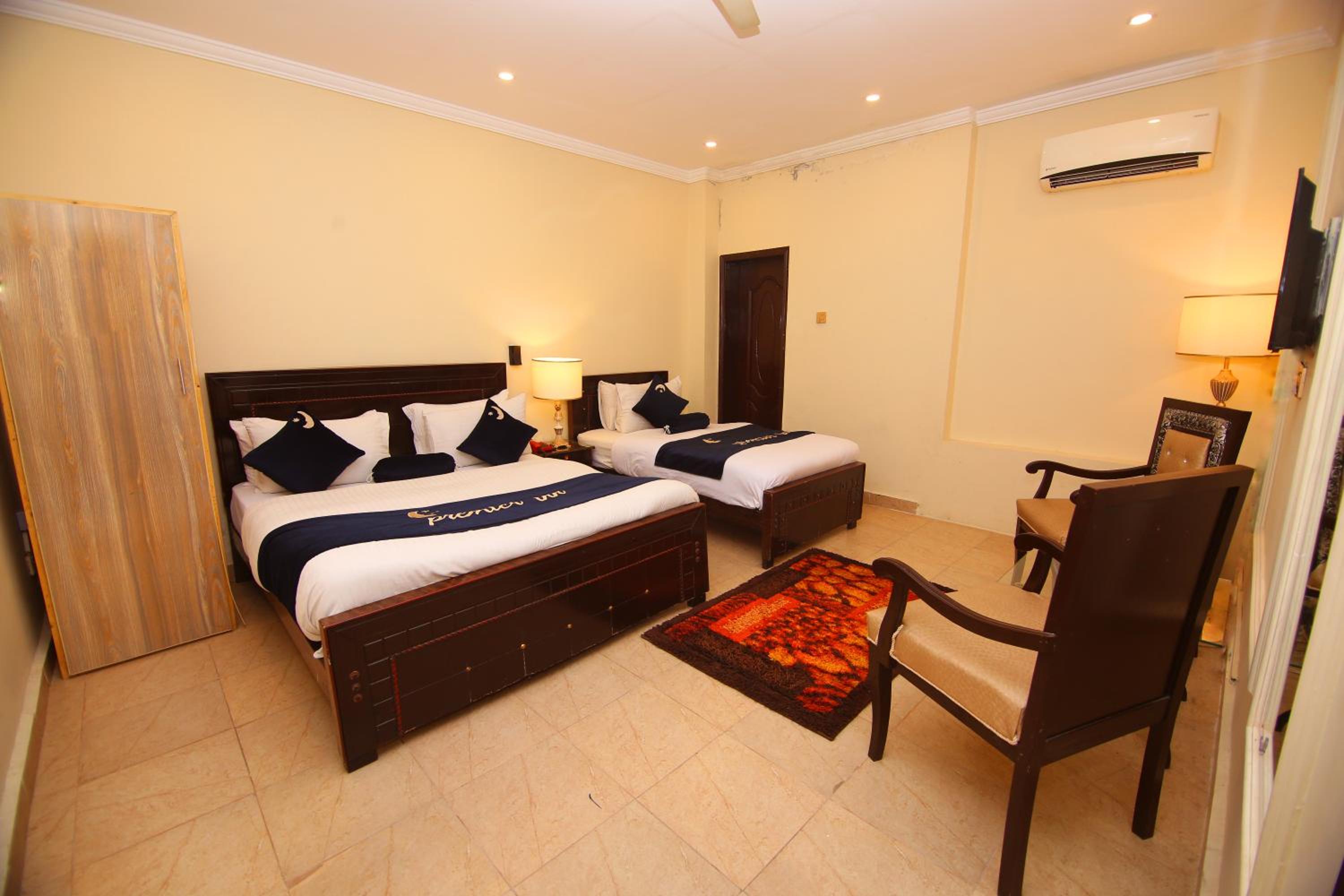 Premier Inn Johar Town Lahore view 5