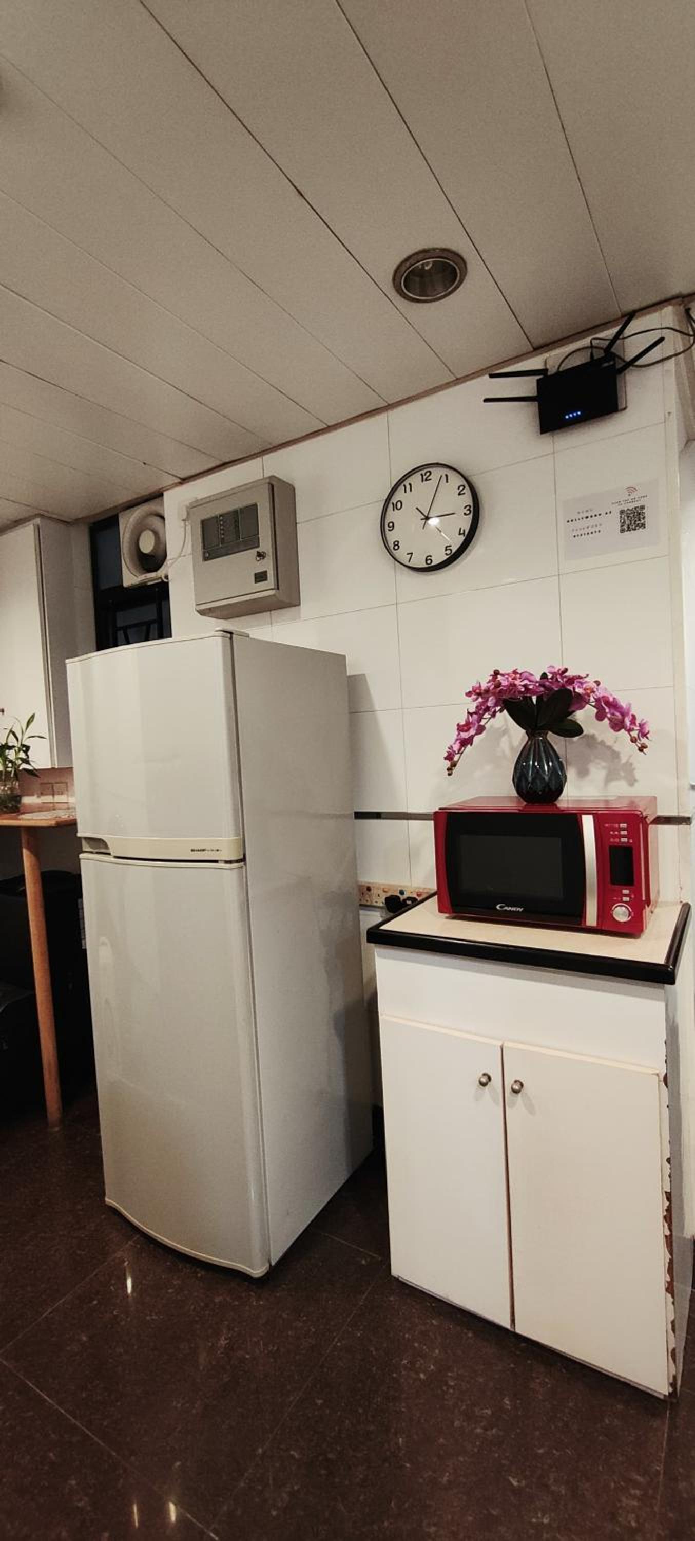 Four Seasons Hostel