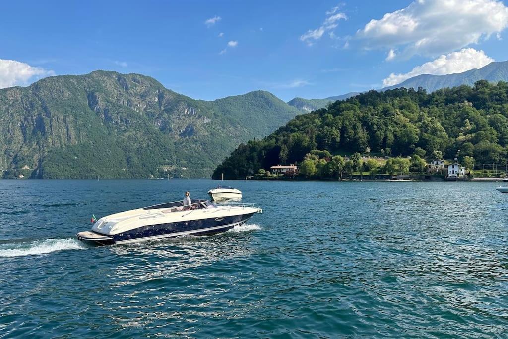 Couple's dream loft 100mt from Duomo and Lake view 2