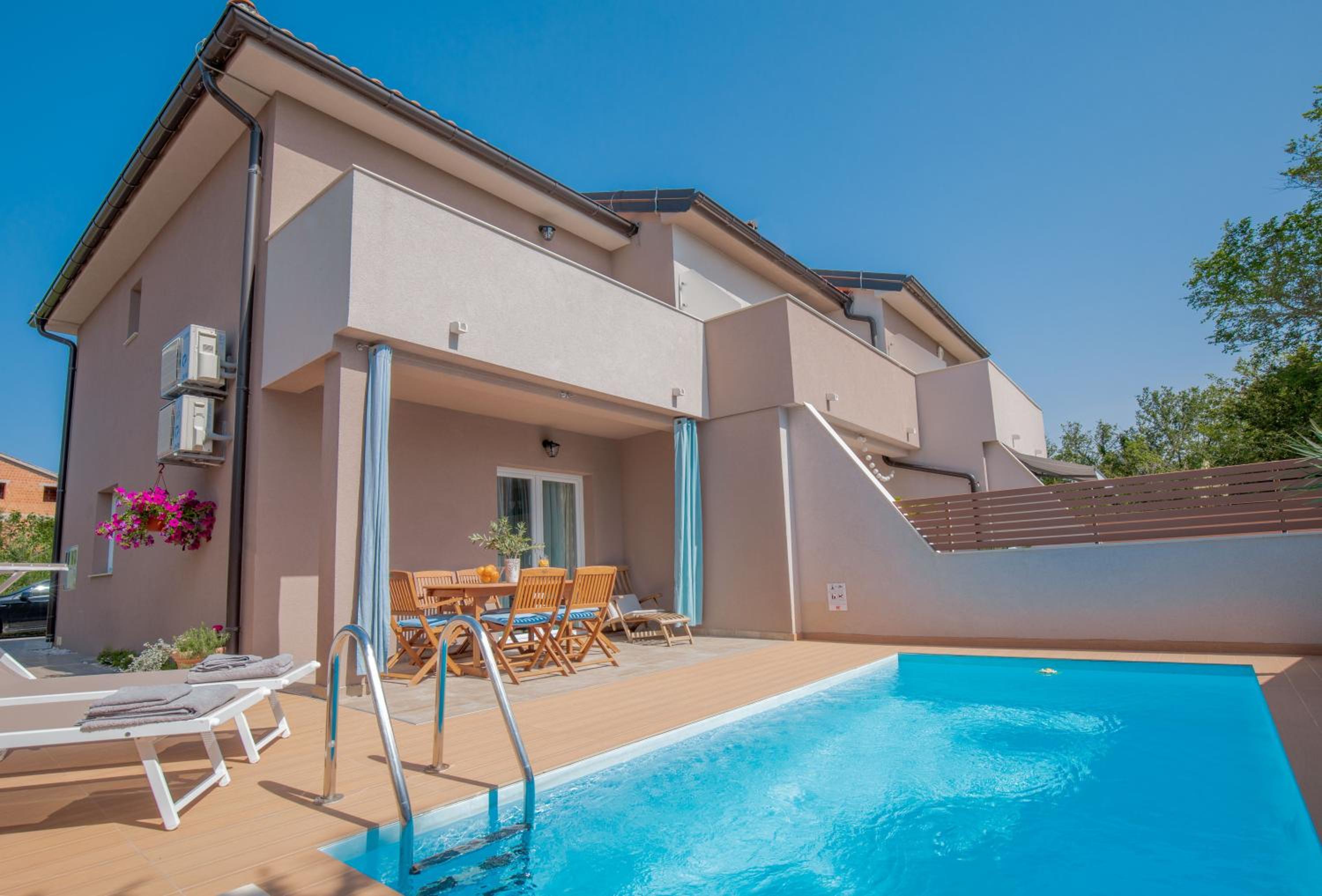 Villa Royal view 4