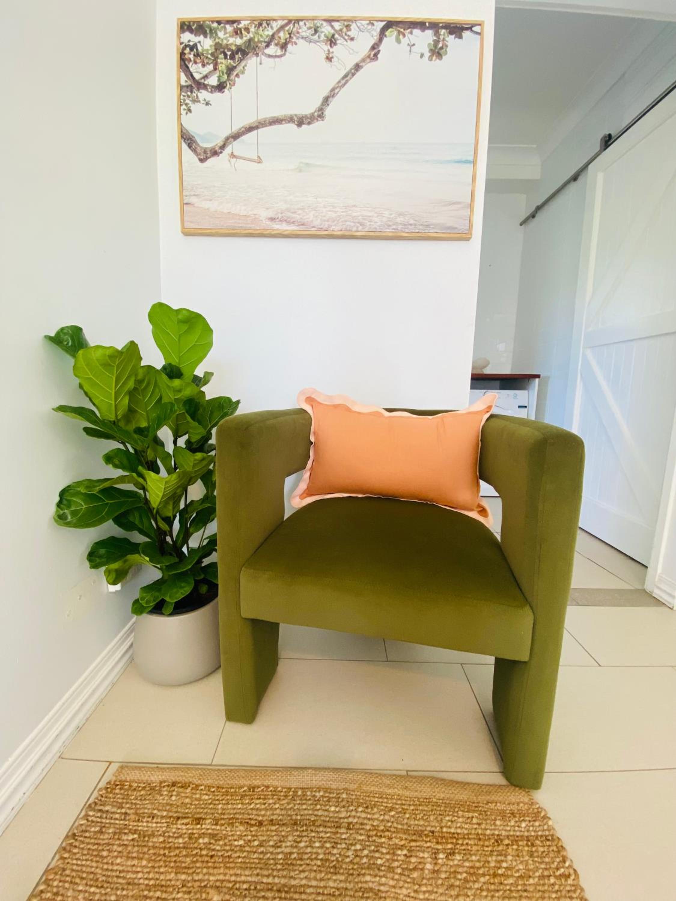 Caba Dream - Spacious Beach House with pool & pool table! - Quick walk to the Ocean