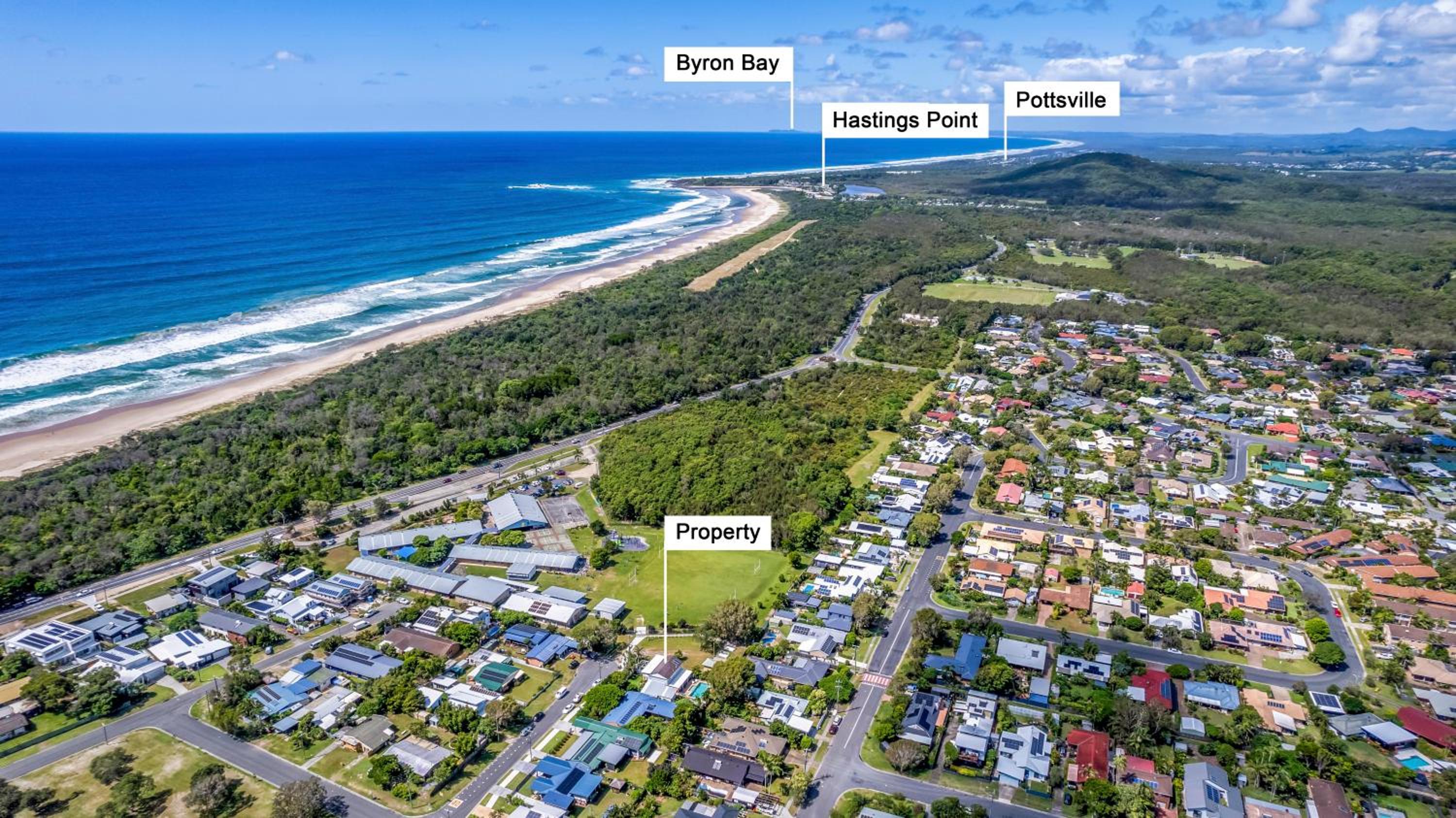 Caba Dream - Spacious Beach House with pool & pool table! - Quick walk to the Ocean