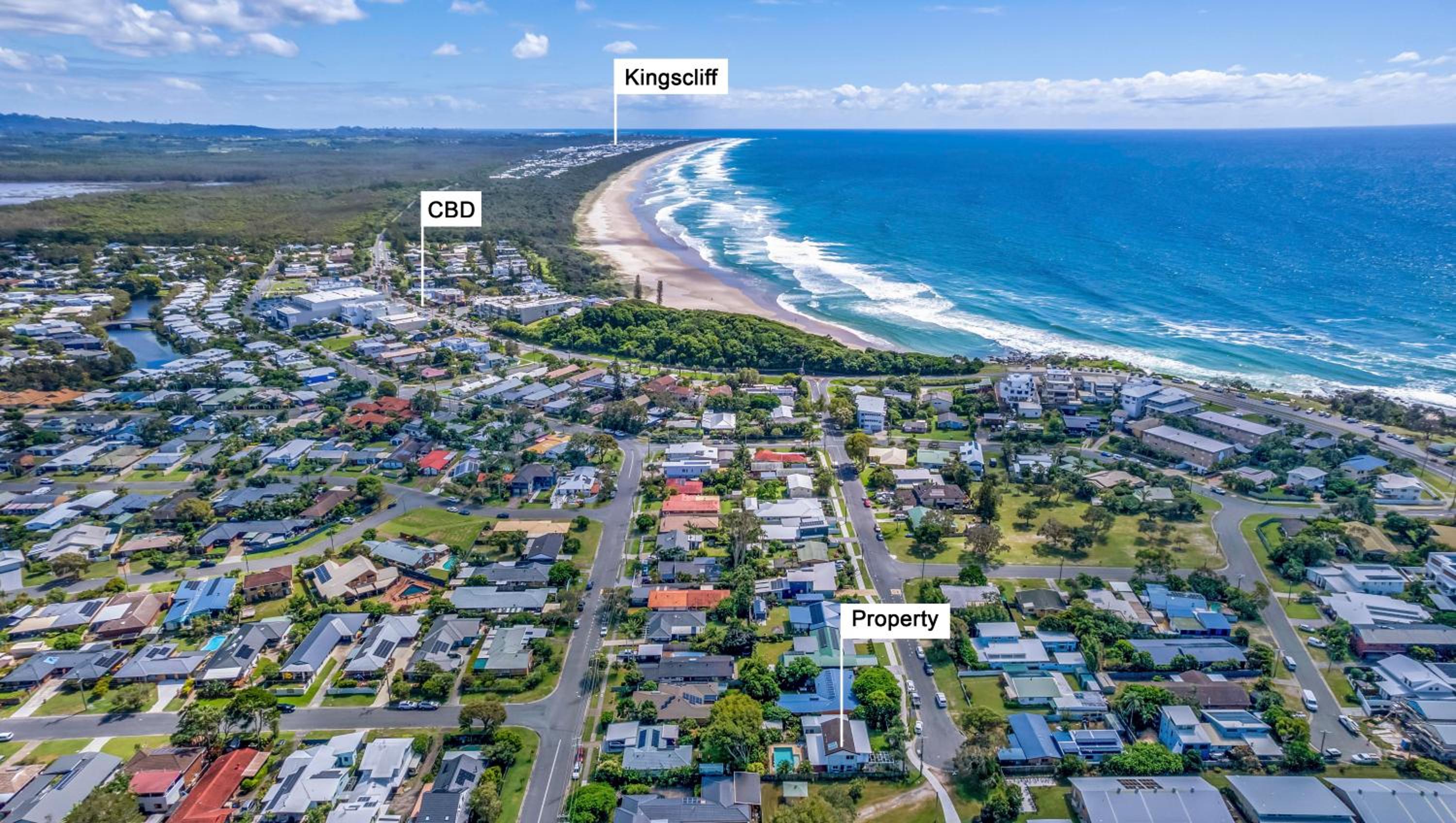 Caba Dream - Spacious Beach House with pool & pool table! - Quick walk to the Ocean