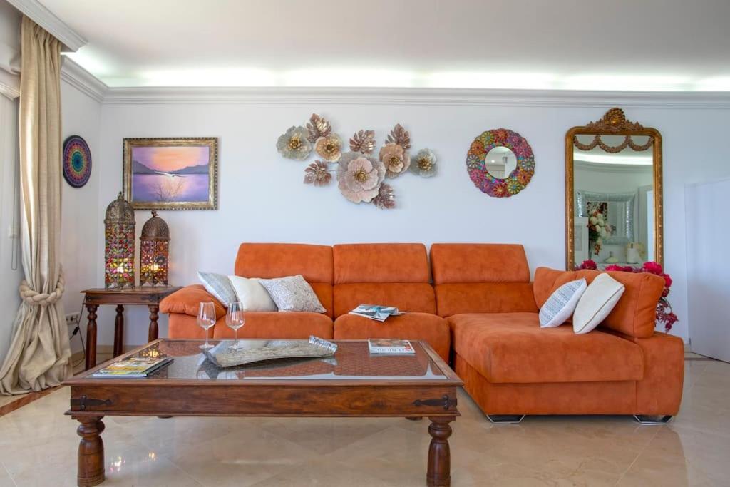 Estepona Luxury Seafront Penthouse with Parking