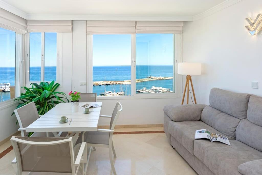 Estepona Luxury Seafront Penthouse with Parking
