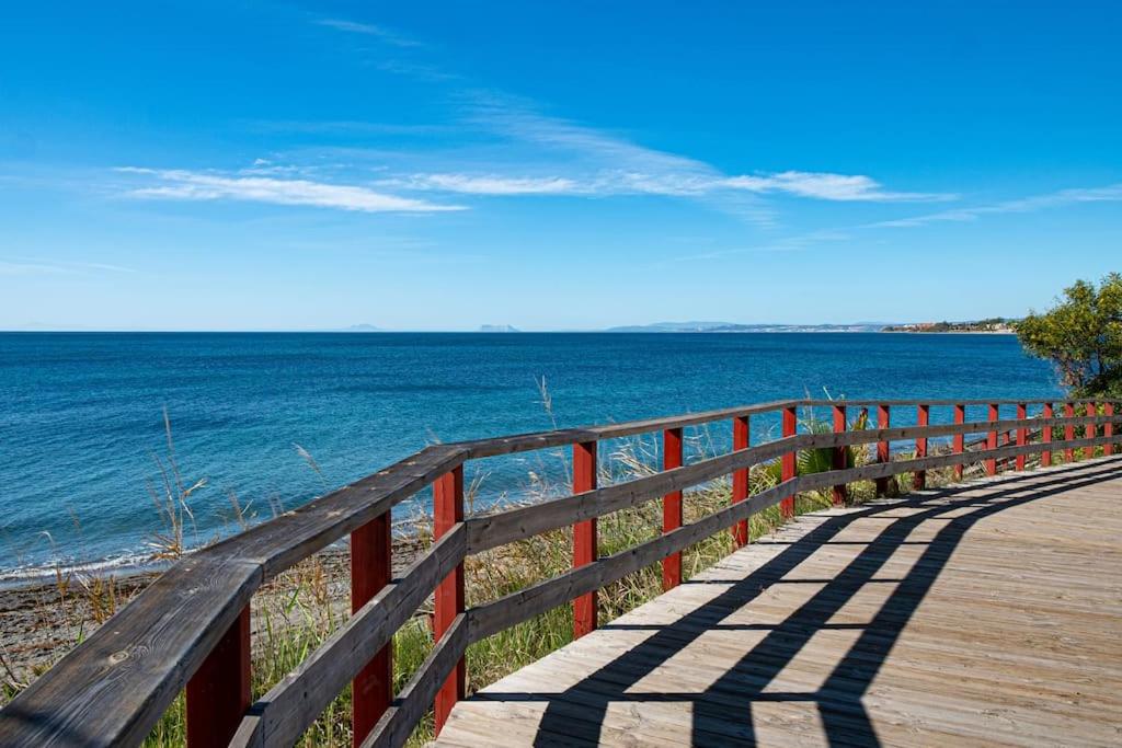 Estepona Luxury Seafront Penthouse with Parking