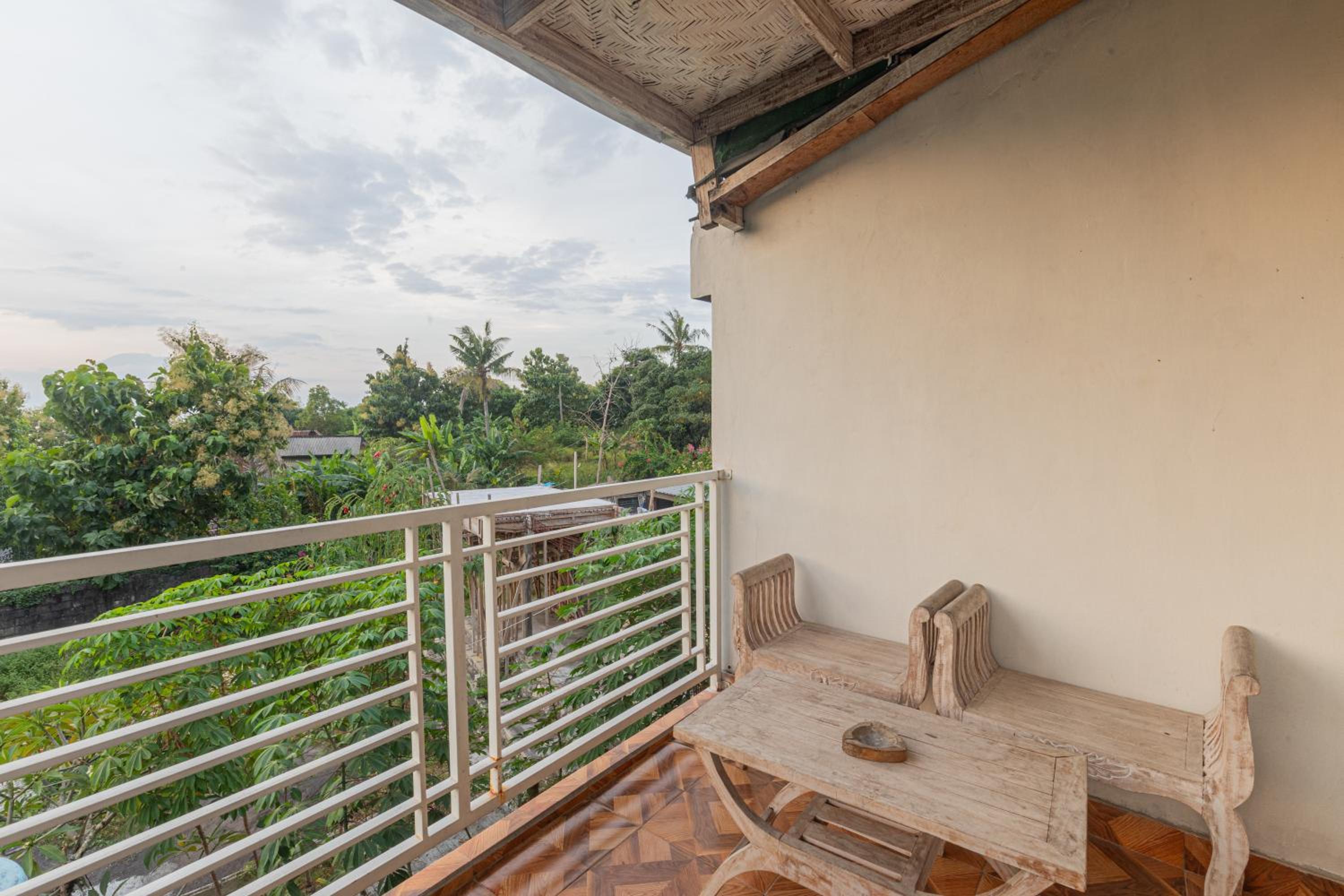 Golden Hill Cottage Nusa Penida view 5