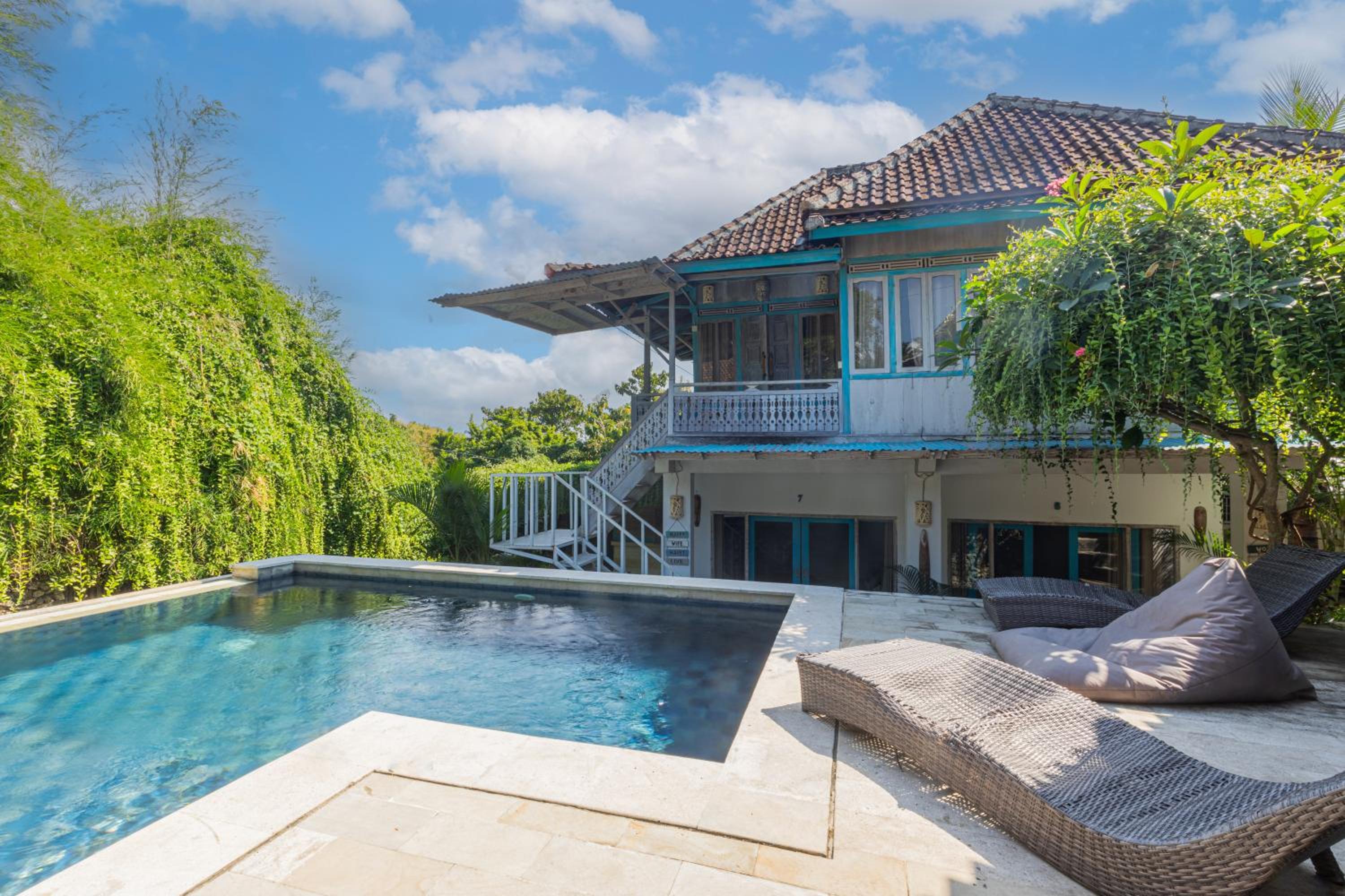 Golden Hill Cottage Nusa Penida view 2