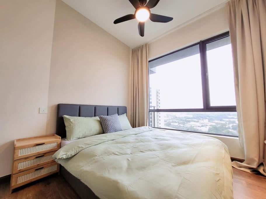 Family friendly - 3 Bedrooms 6 Pax - Free Parking