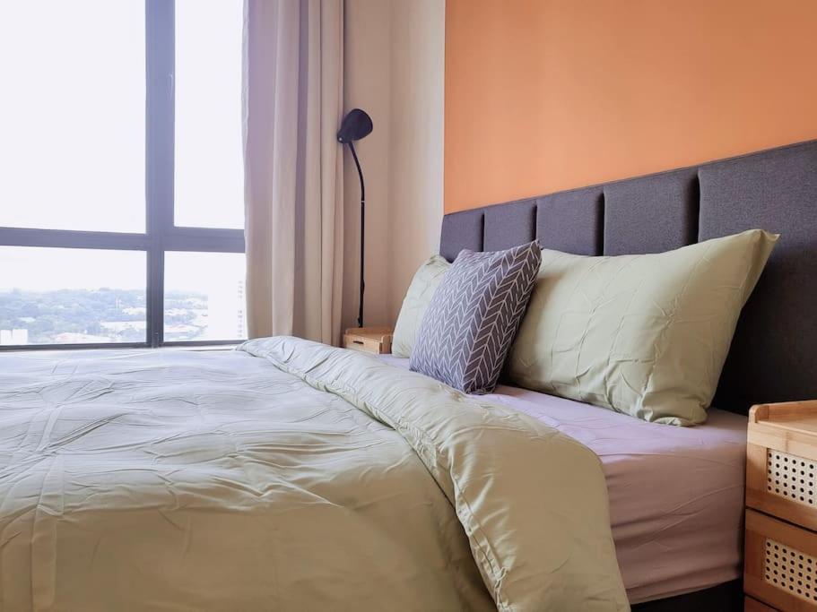 Family friendly - 3 Bedrooms 6 Pax - Free Parking