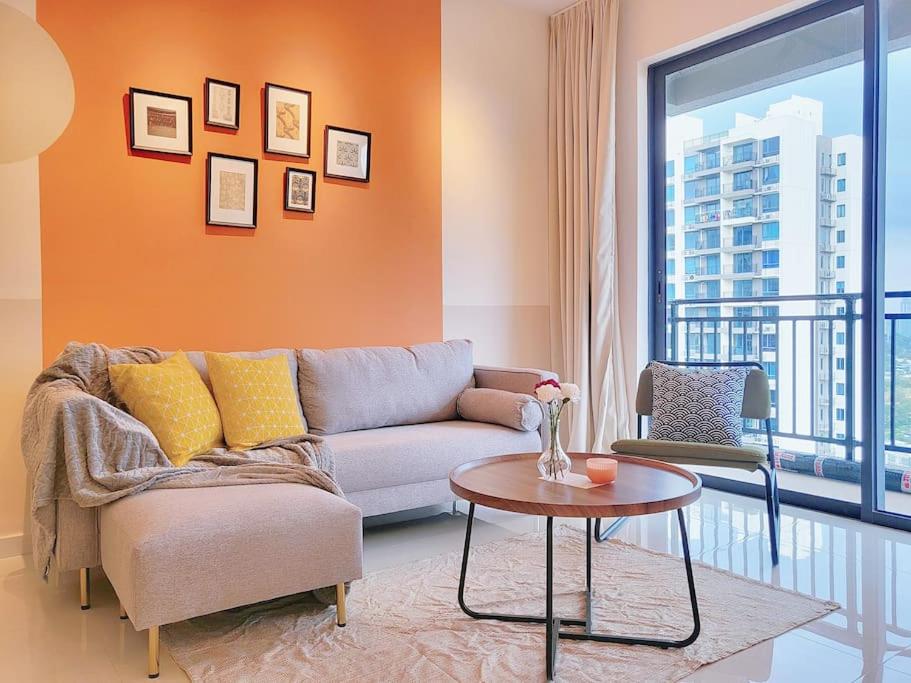 Family friendly - 3 Bedrooms 6 Pax - Free Parking