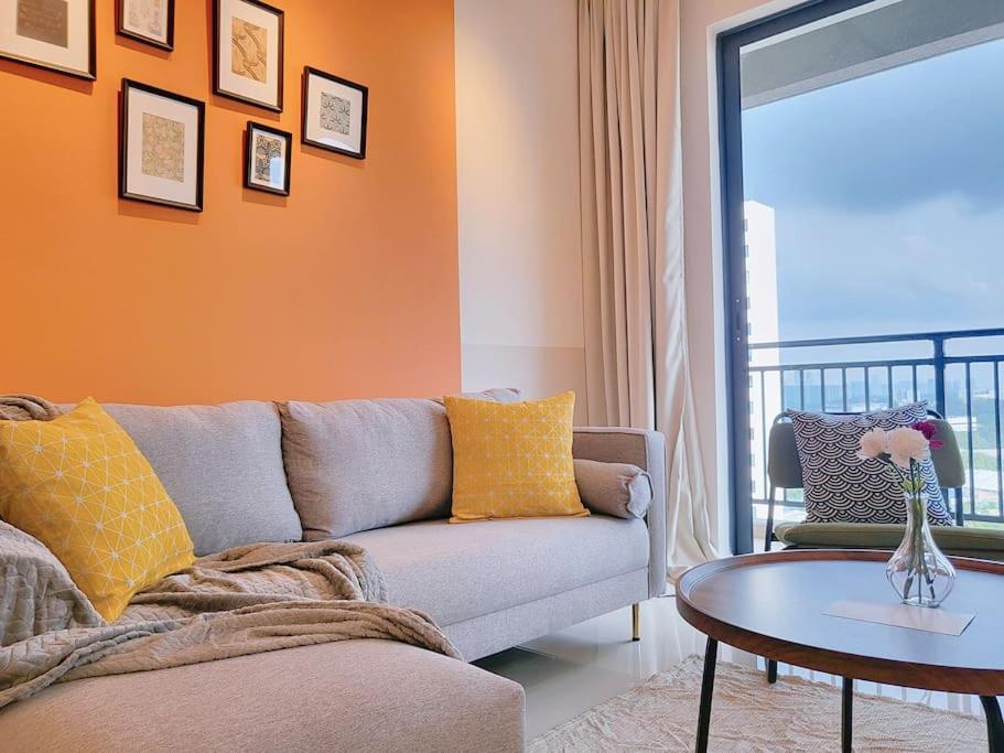 Family friendly - 3 Bedrooms 6 Pax - Free Parking