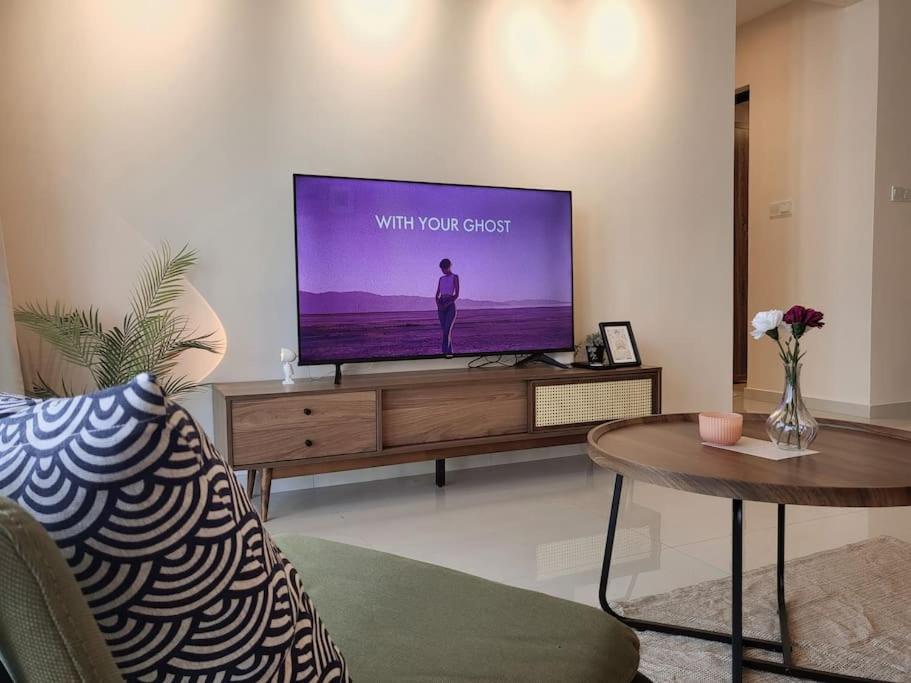 Family friendly - 3 Bedrooms 6 Pax - Free Parking