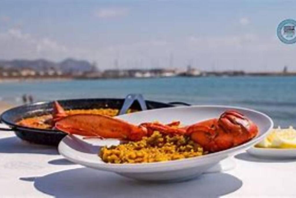 Sunny seaside retreat Campello