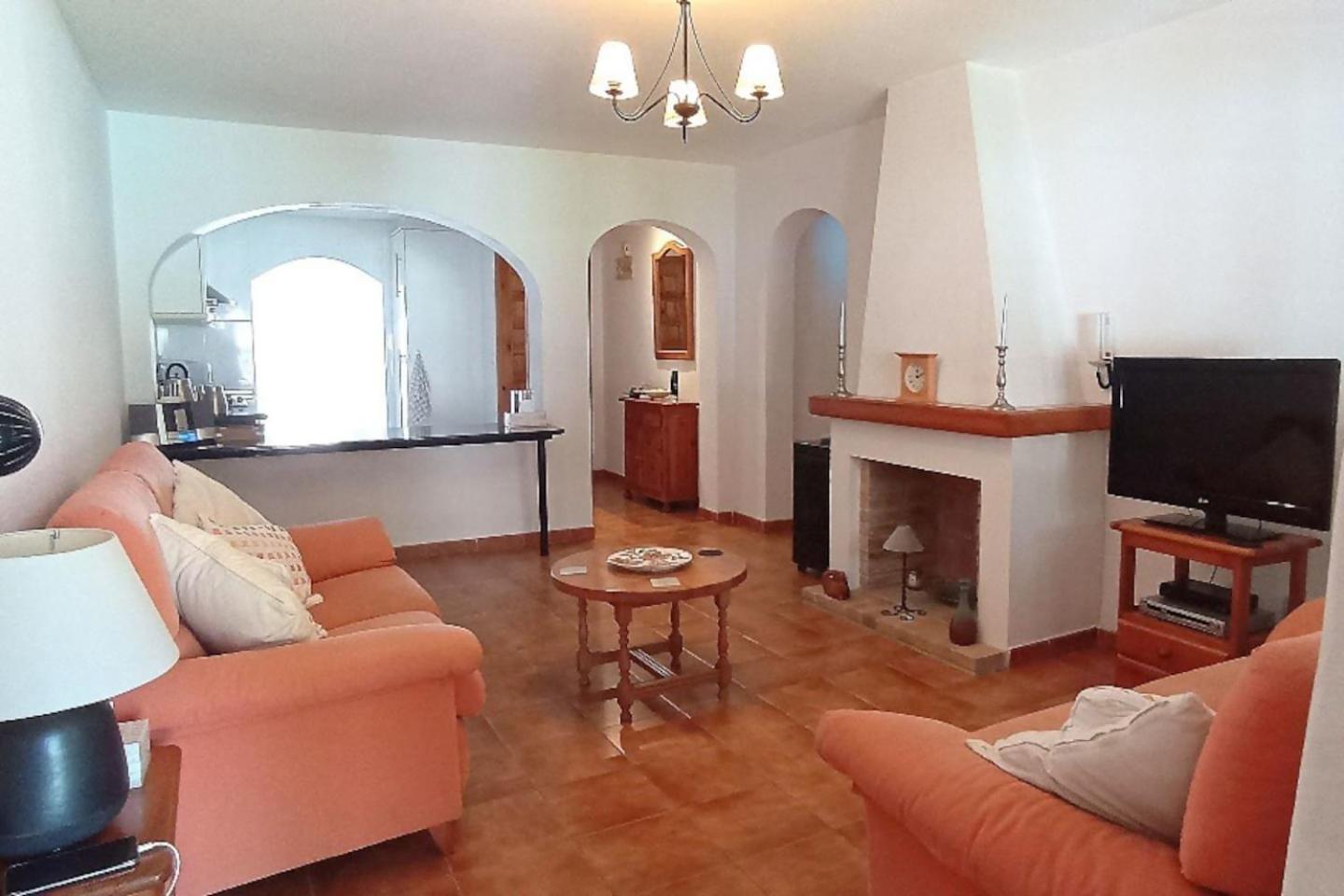 Sunny seaside retreat Campello