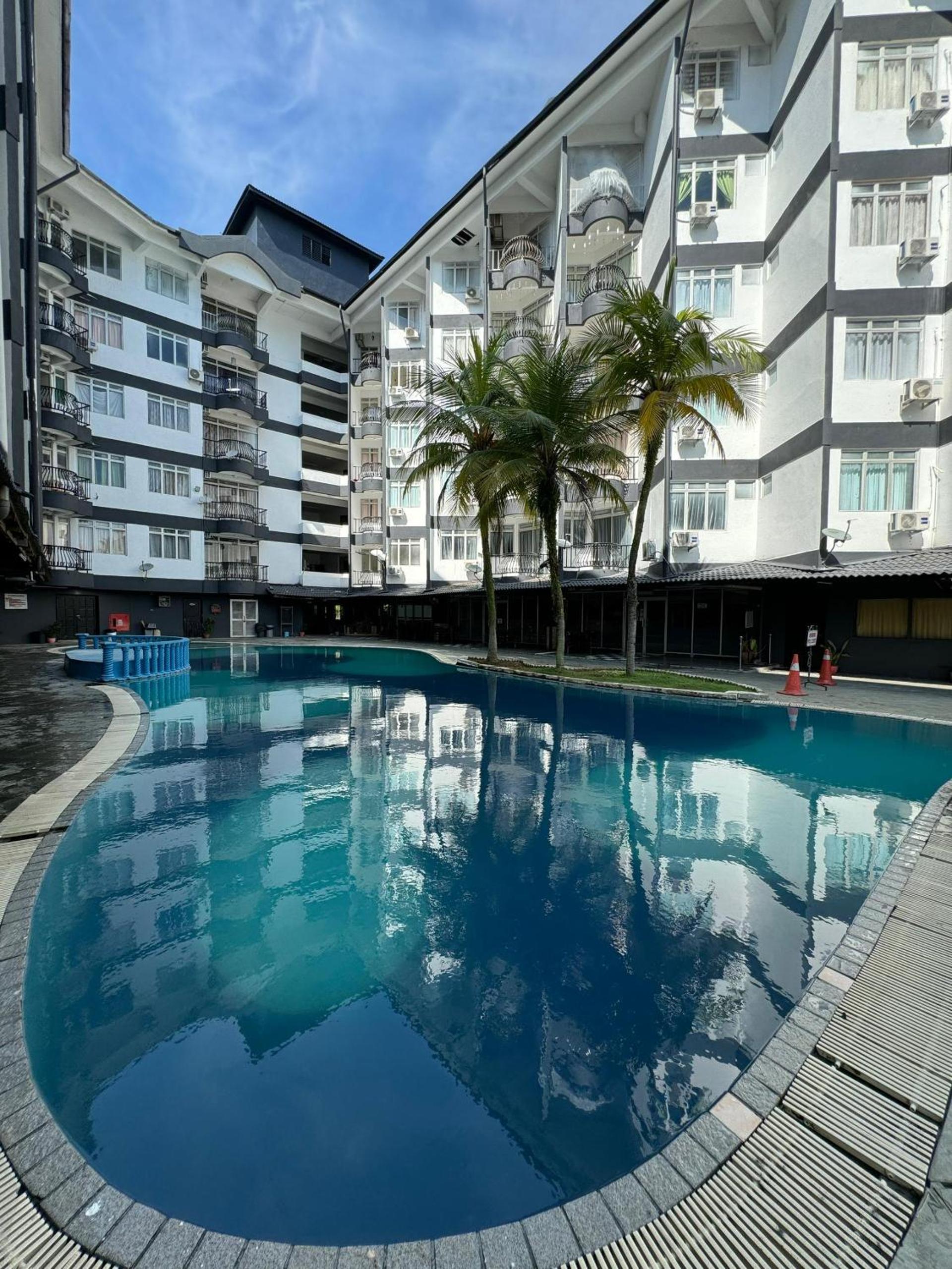 Golden Straits Villas Beach Resort photo 3