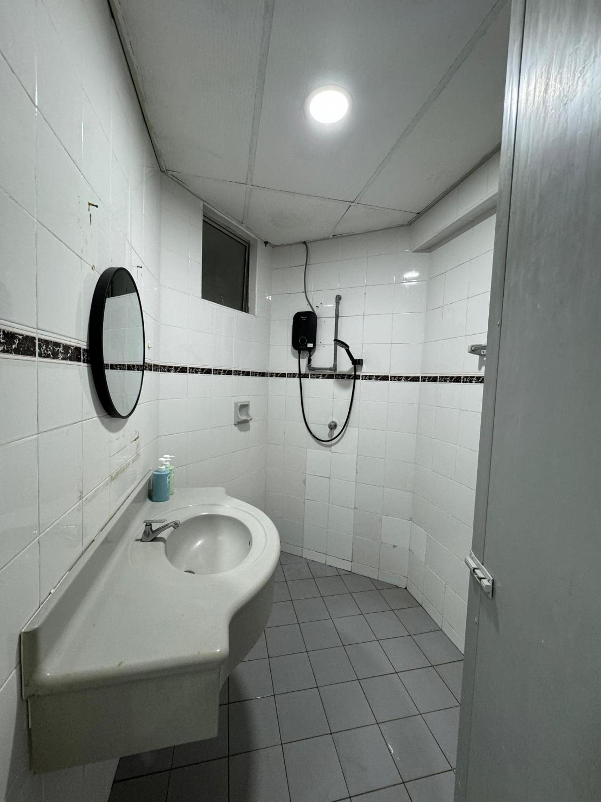 Photo 32