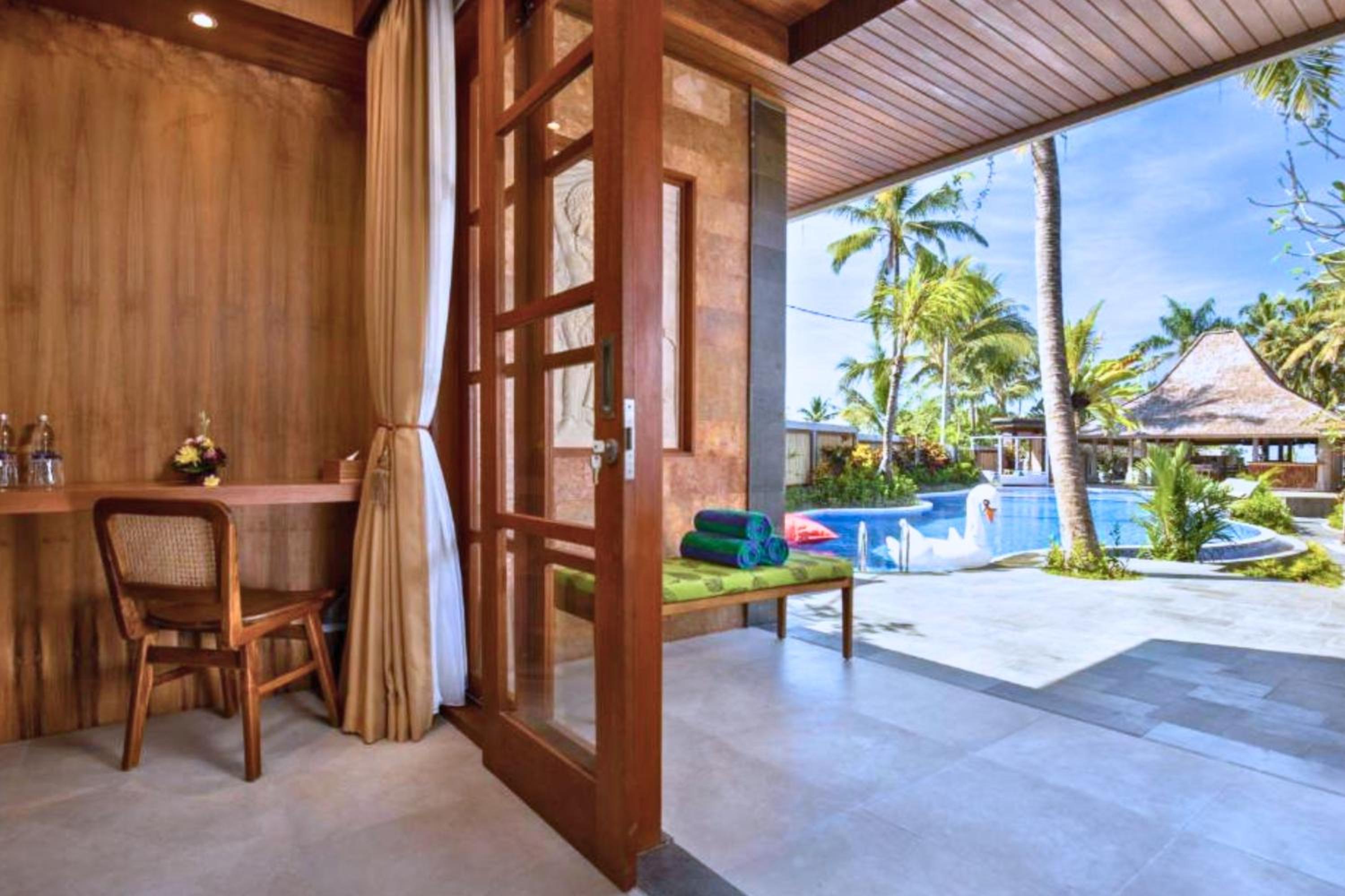 Putri Malu 3 BR Shared Pool view 3