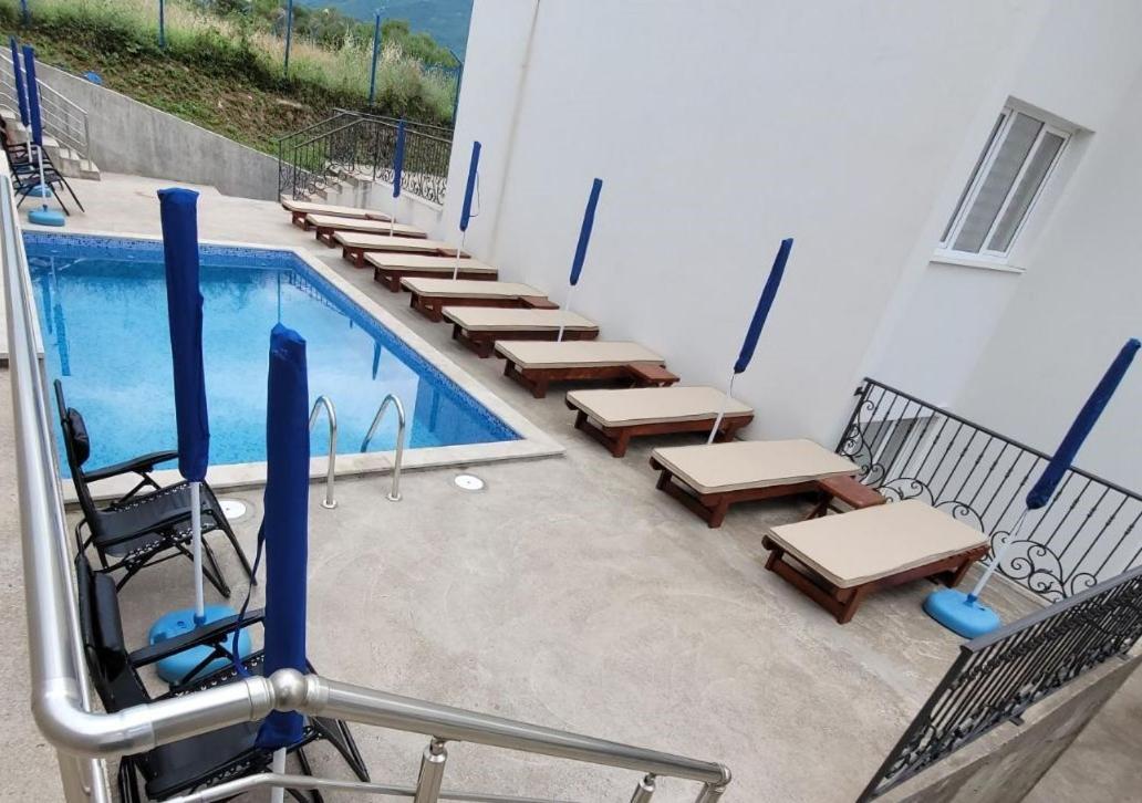 Montenegro Apartments Phoenix With Pool