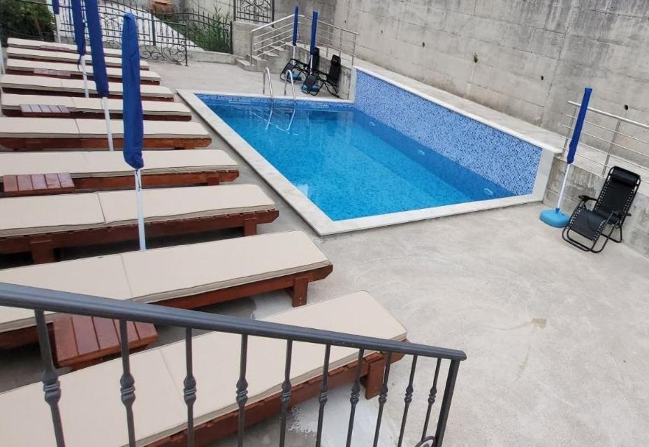Montenegro Apartments Phoenix With Pool