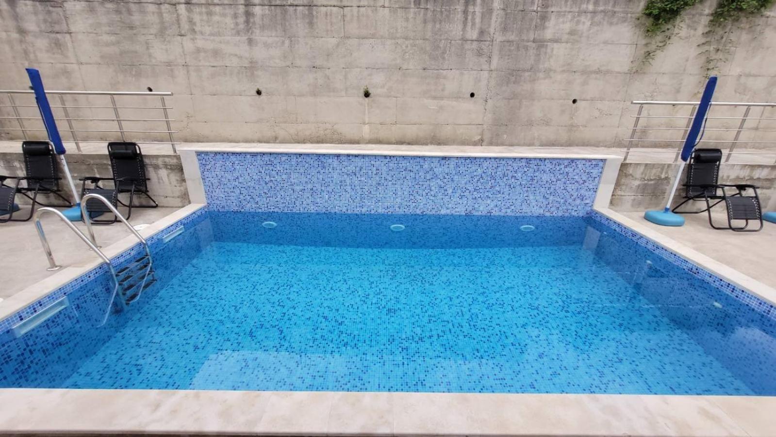Montenegro Apartments Phoenix With Pool
