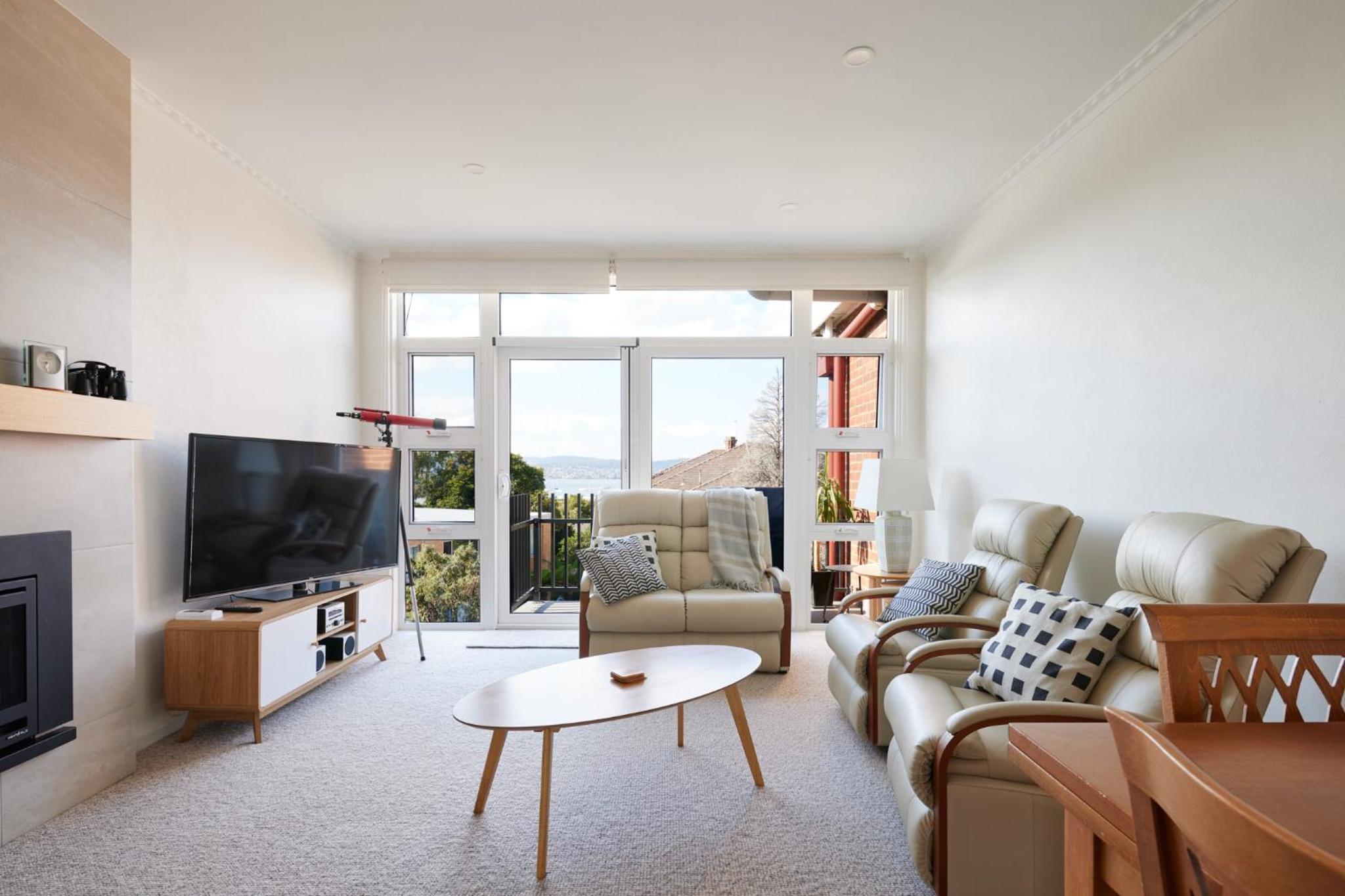 Apartment in the Heart of Sandy Bay