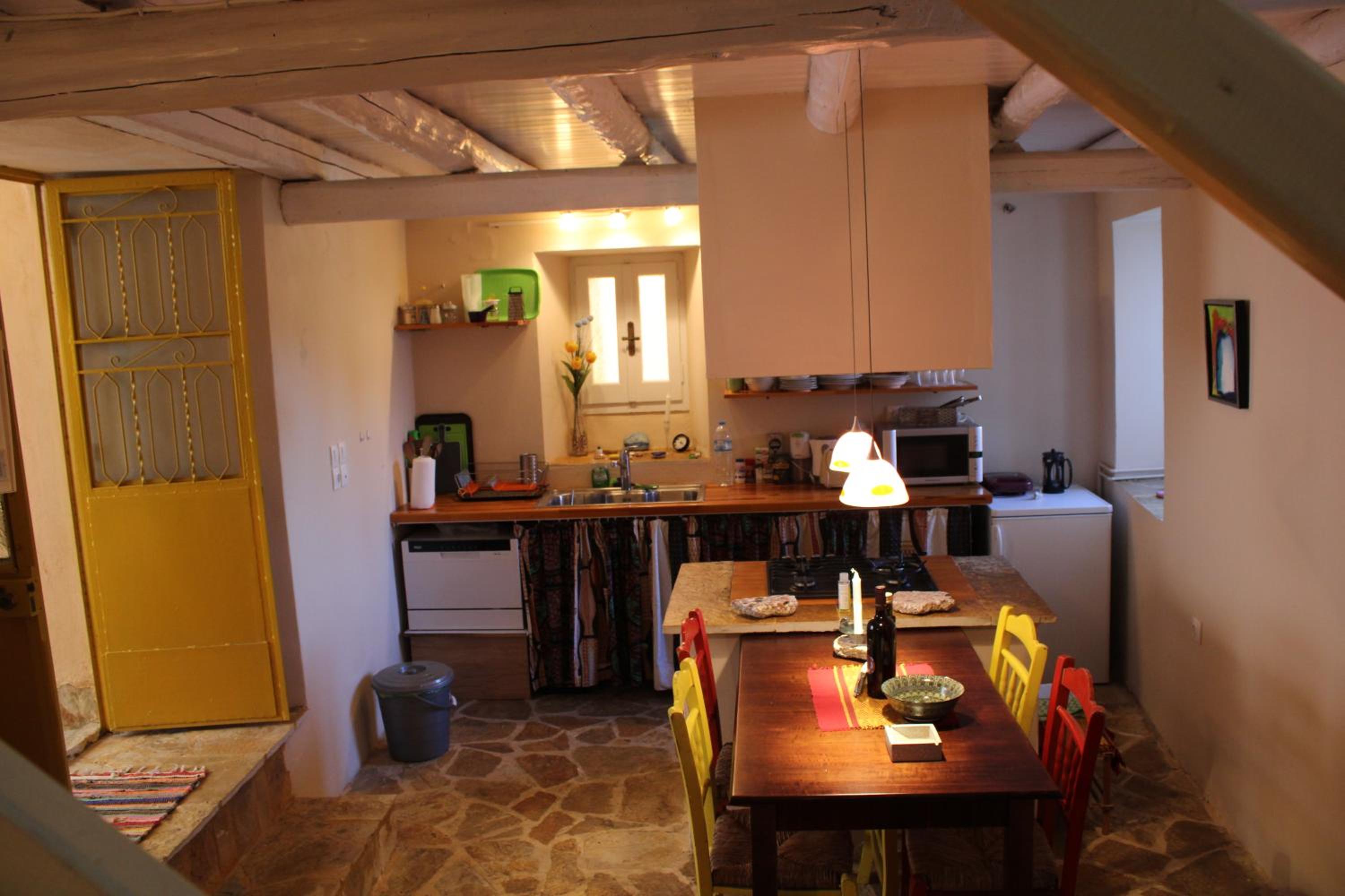 Photo 19