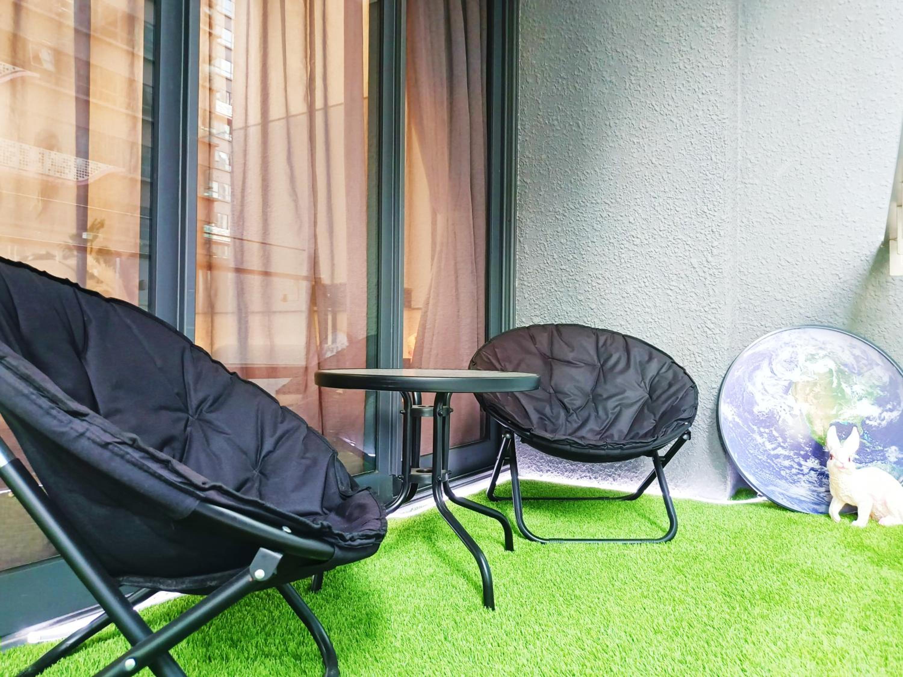 8 Kuala Lumpur City for 4 to 10 PAX of 4 BEDROOMS and 3 BATHROOMS near KLCC