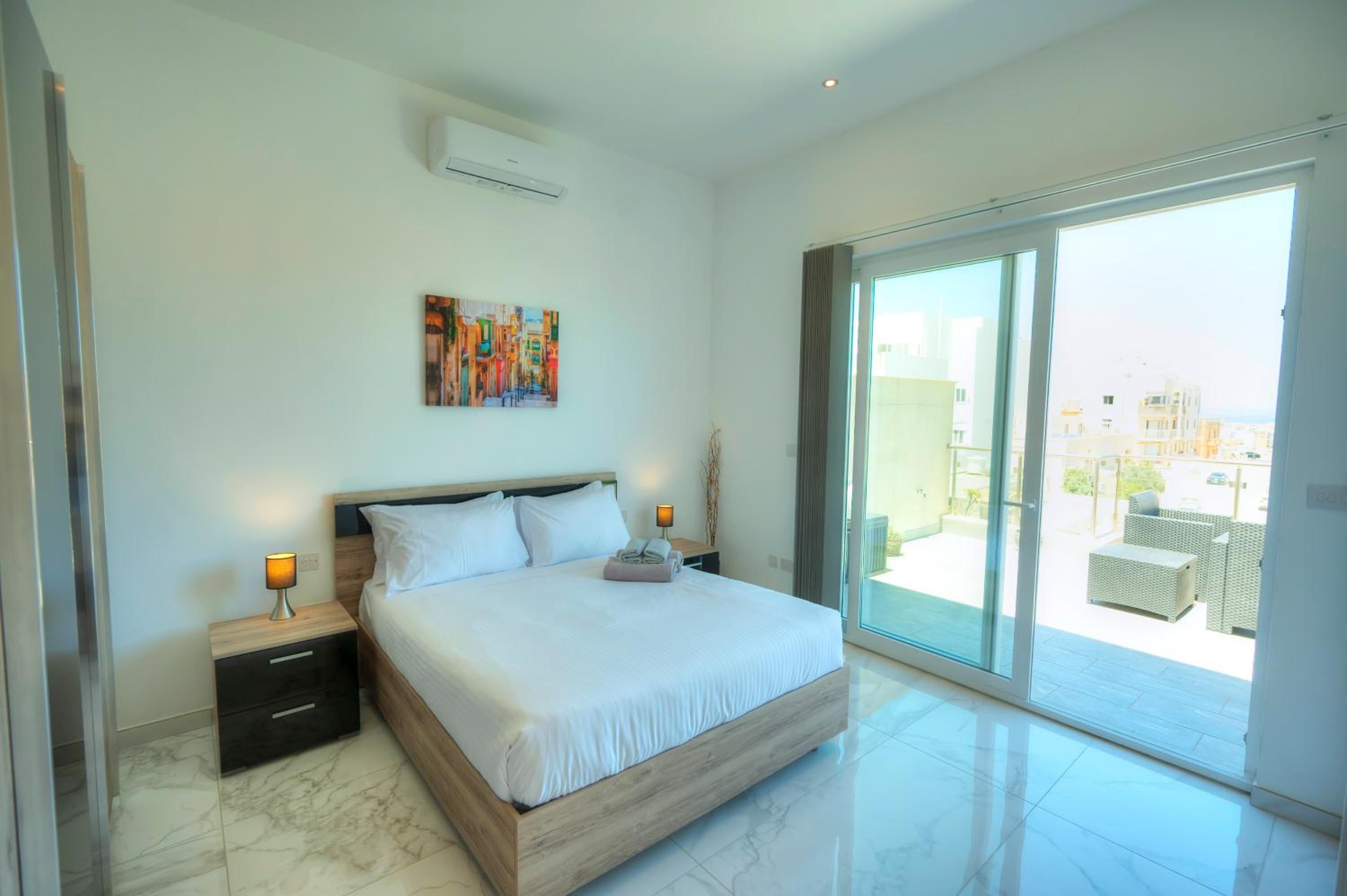Luxurious penthouse with 2 large terraces DGER1-1 photo 5