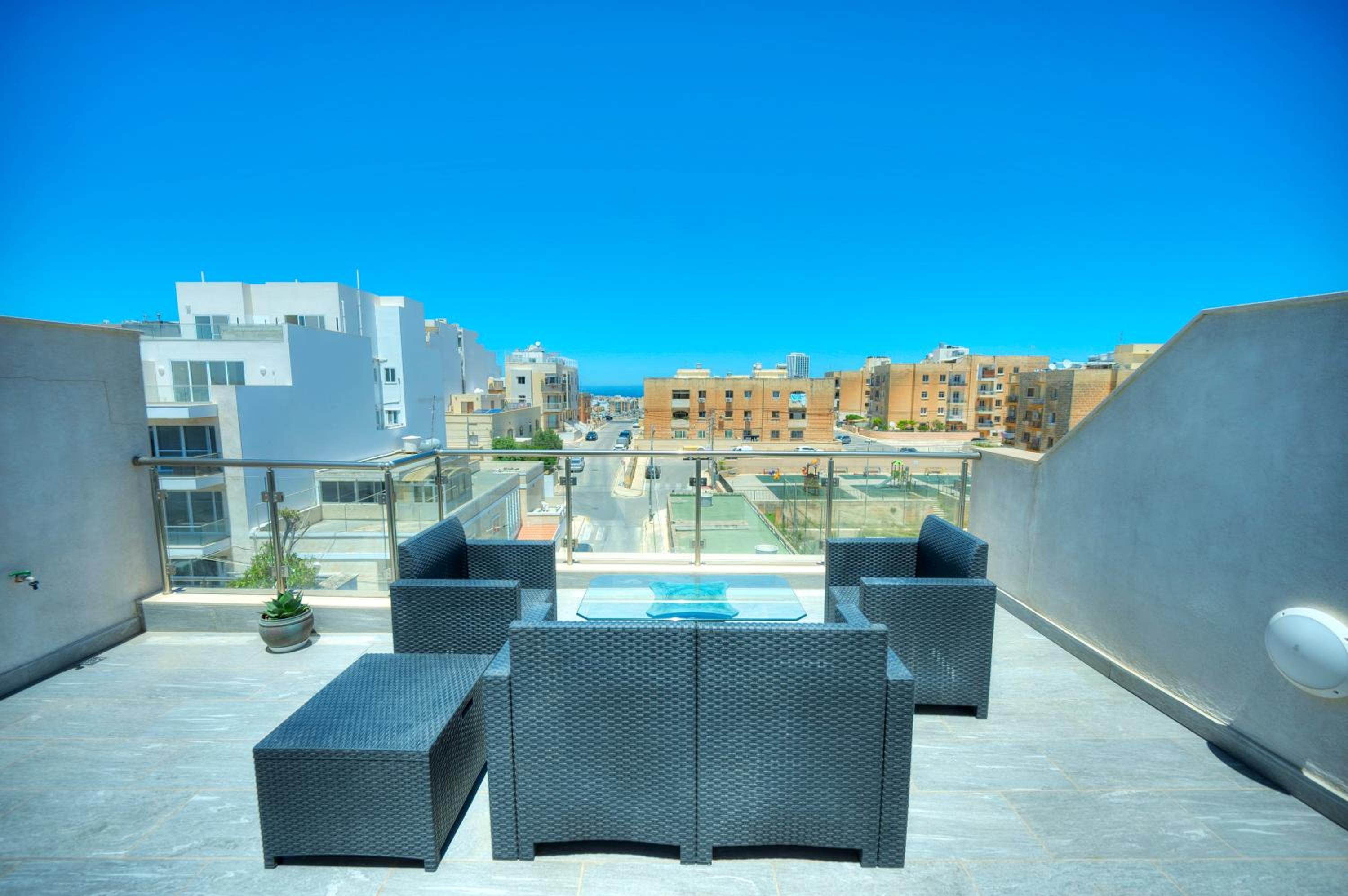 Luxurious penthouse with 2 large terraces DGER1-1 photo 4
